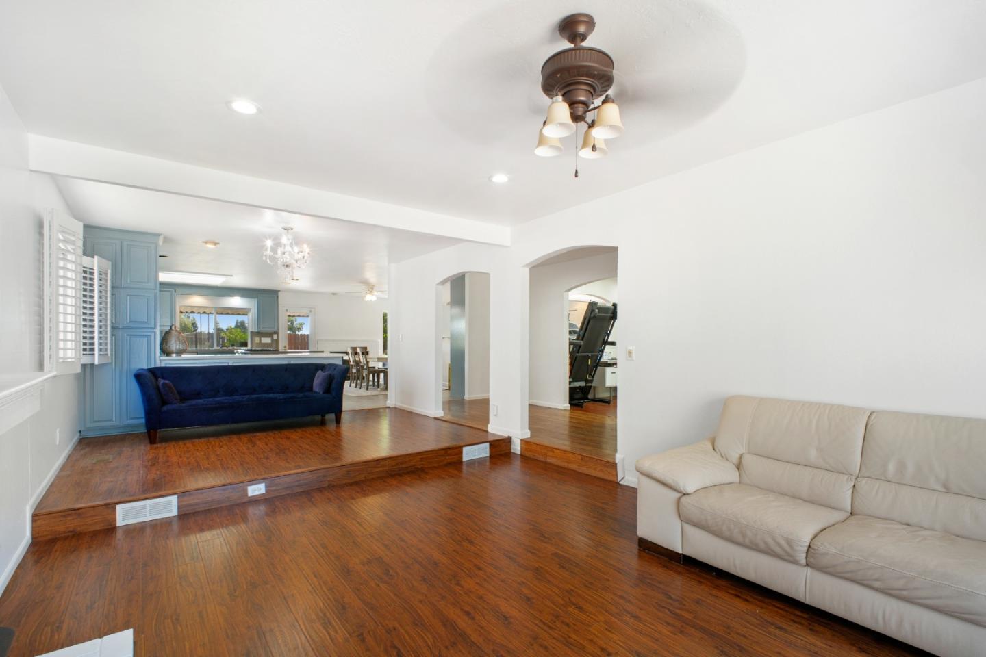 2368 Night Shade Lane