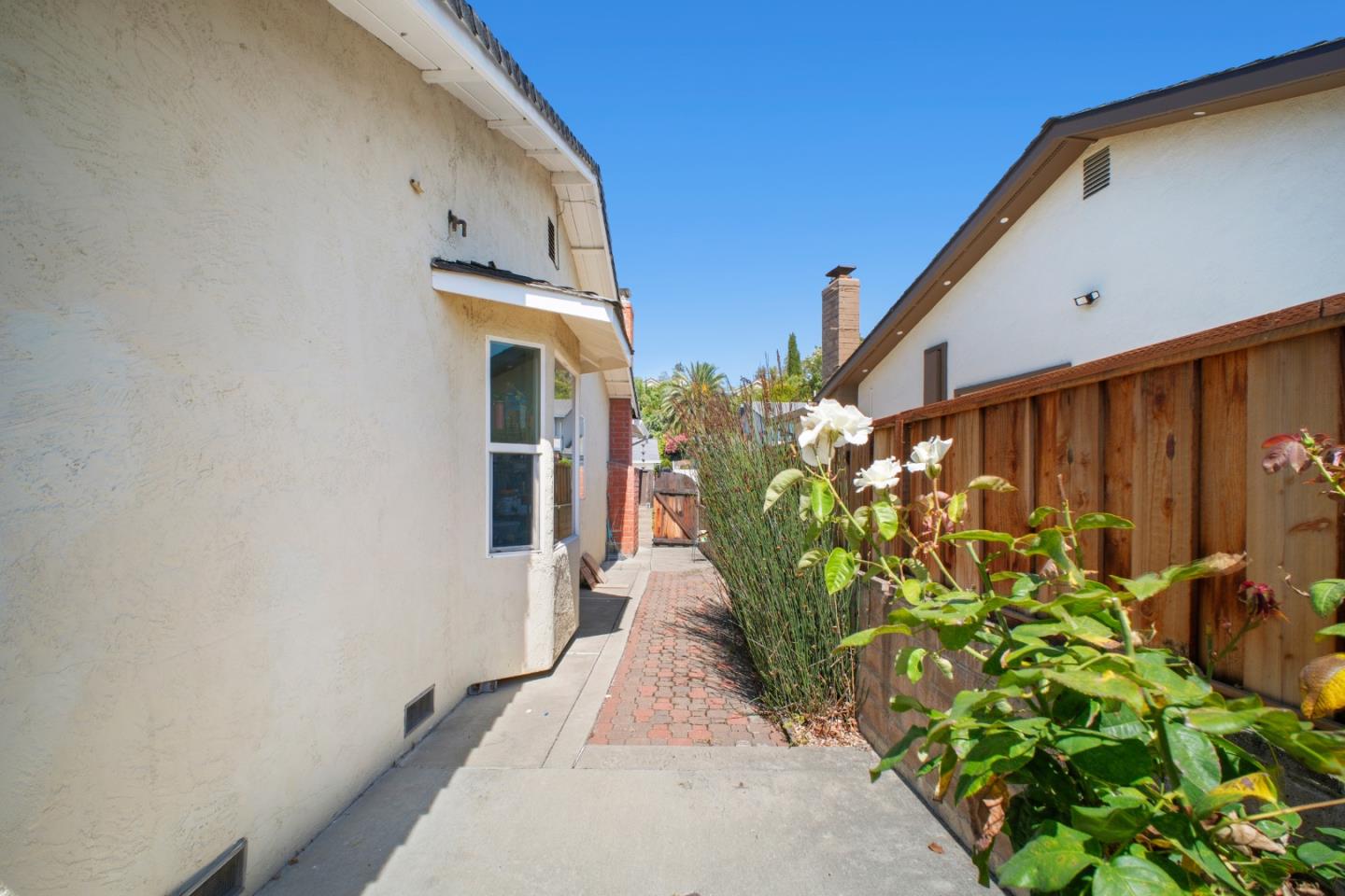 2368 Night Shade Lane