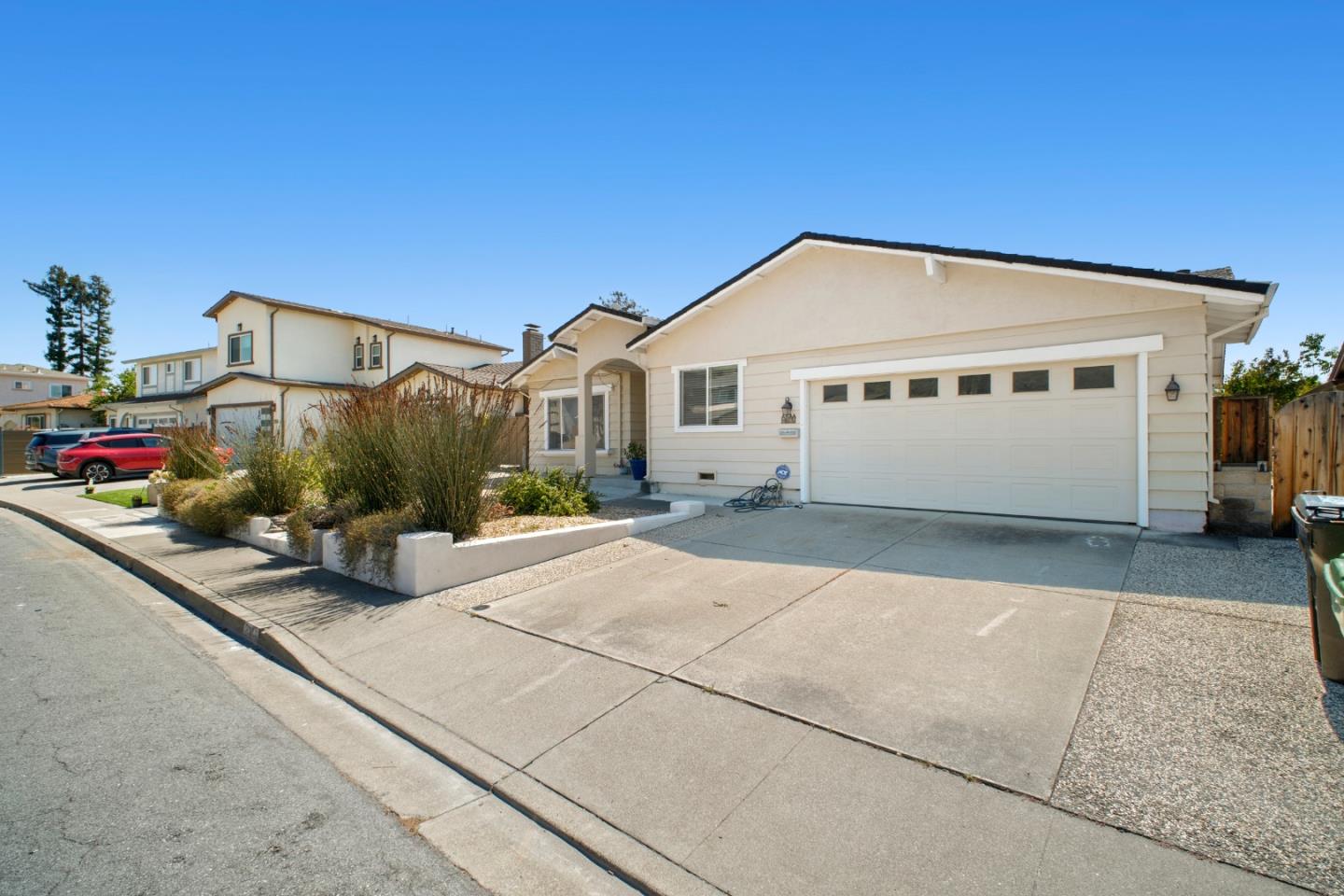 2368 Night Shade Lane