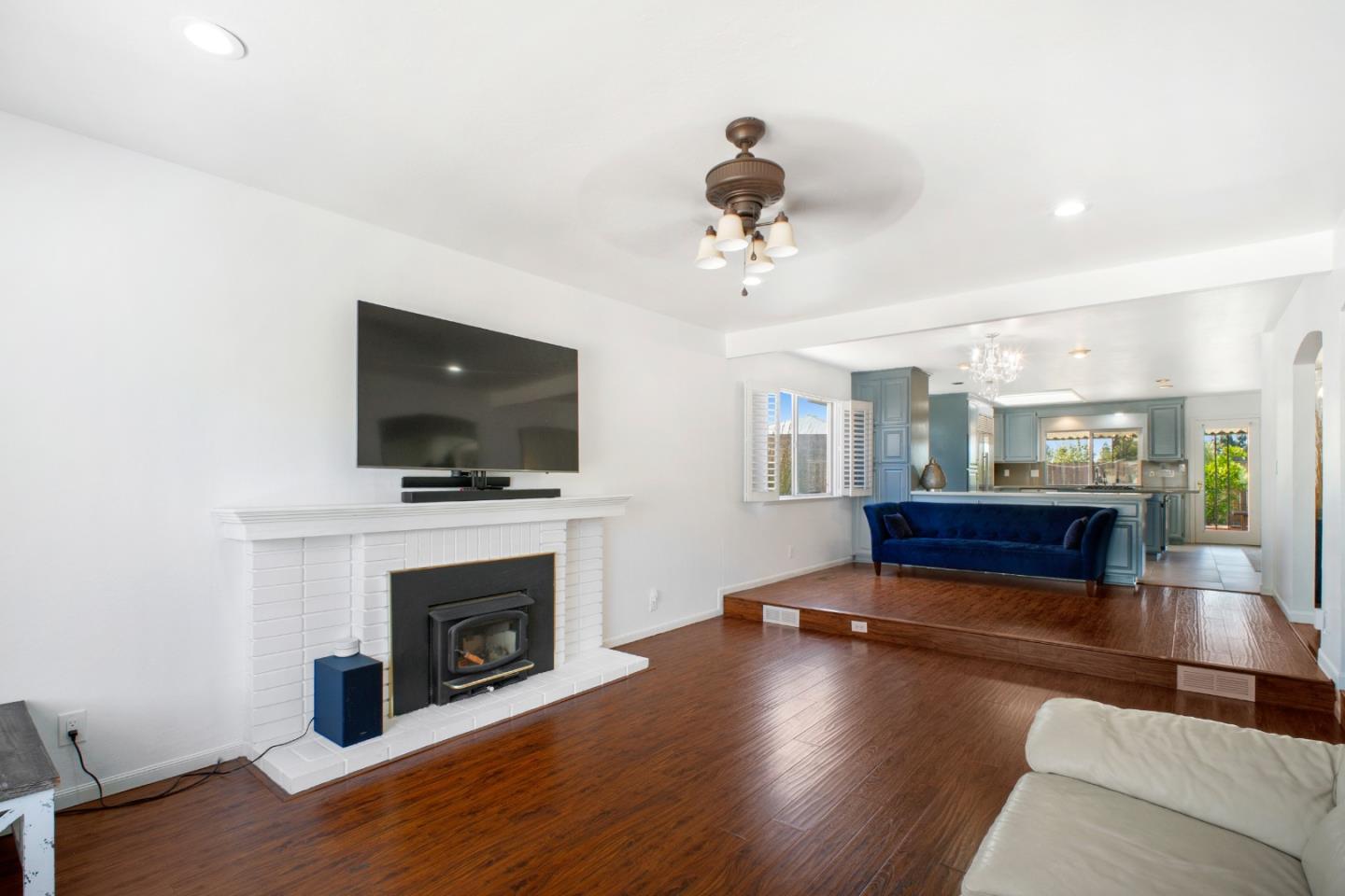2368 Night Shade Lane