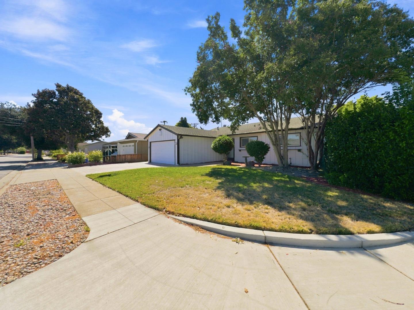 36311 Alicante AVE