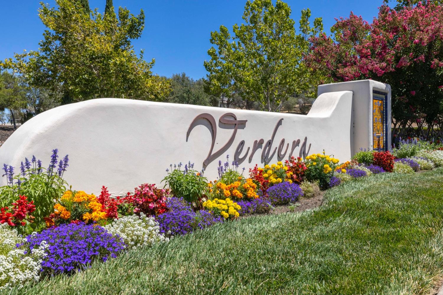 1725 Camino Verdera