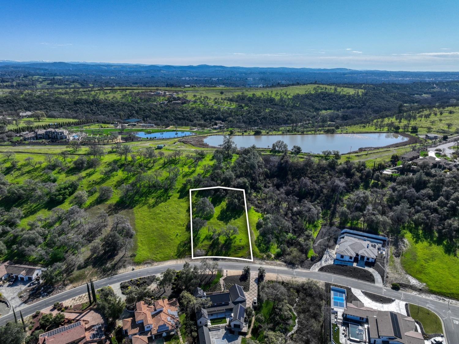 1725 Camino Verdera