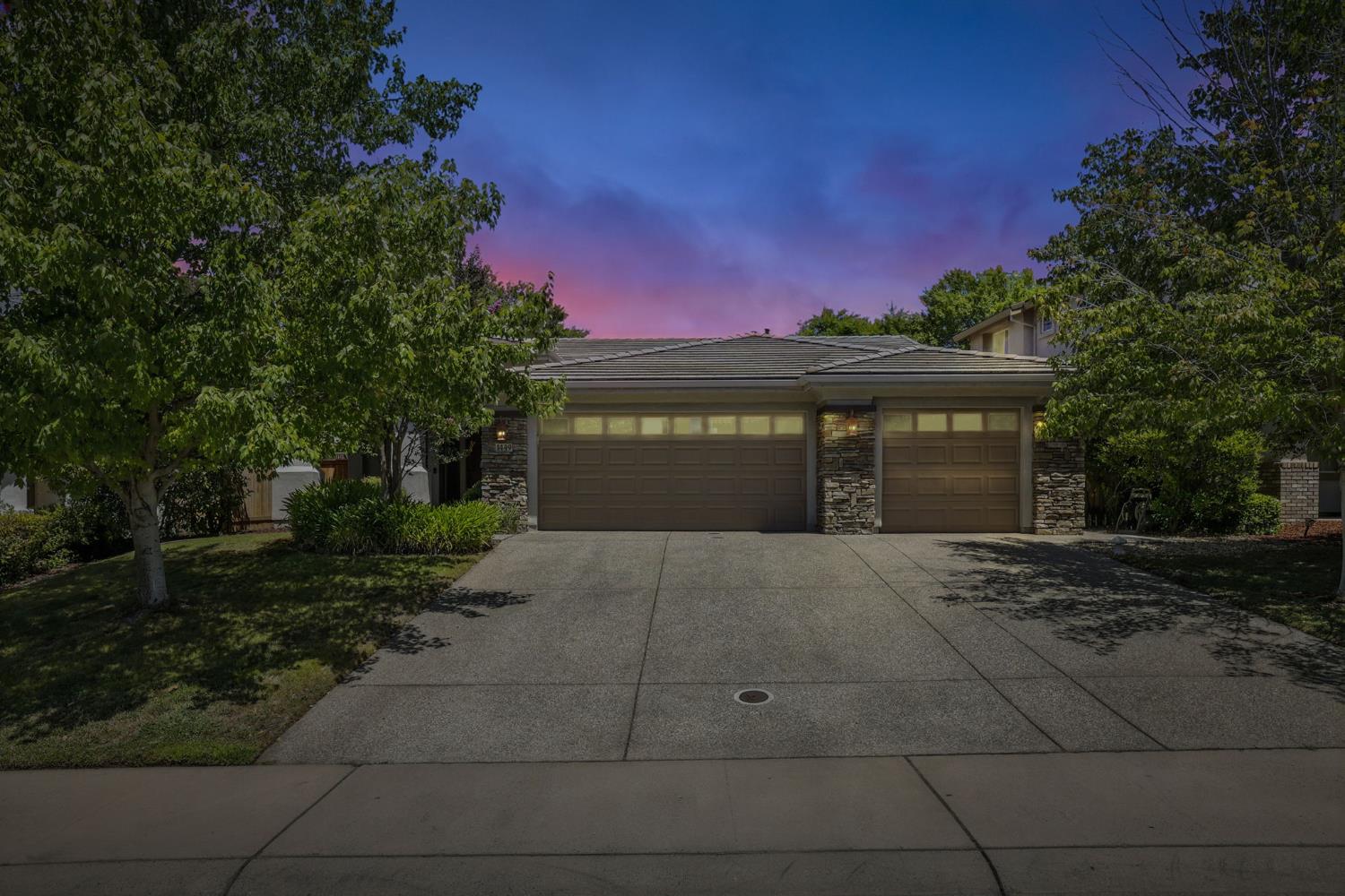 1449 Rose Glen Drive