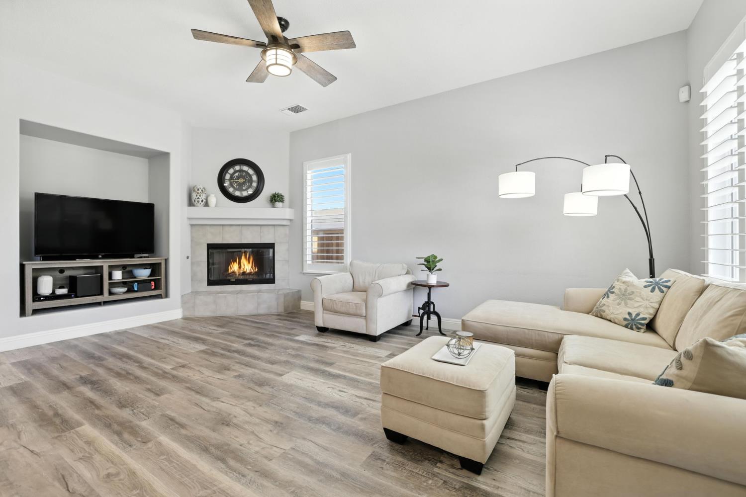1449 Rose Glen Drive