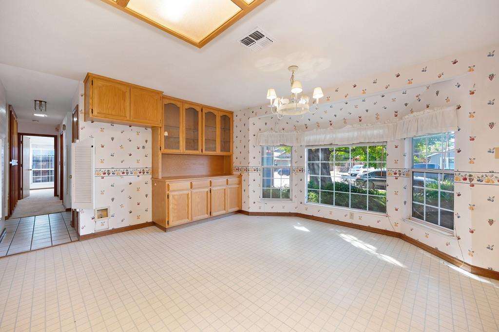 910 Notre Dame Drive