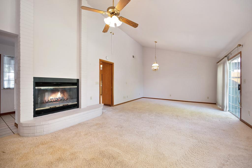910 Notre Dame Drive