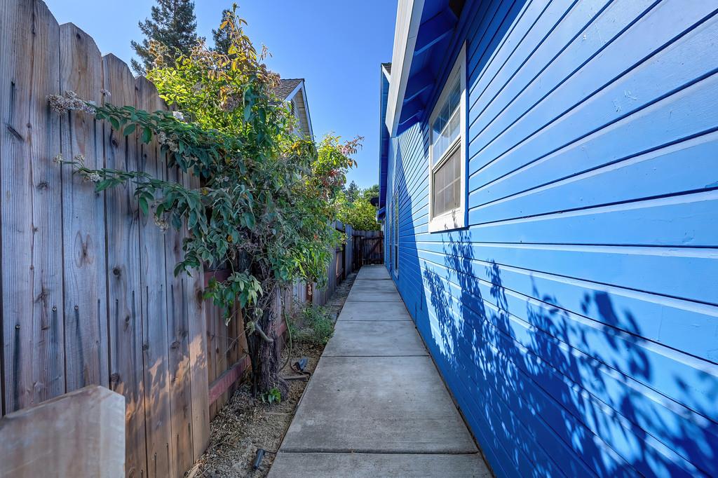 910 Notre Dame Drive