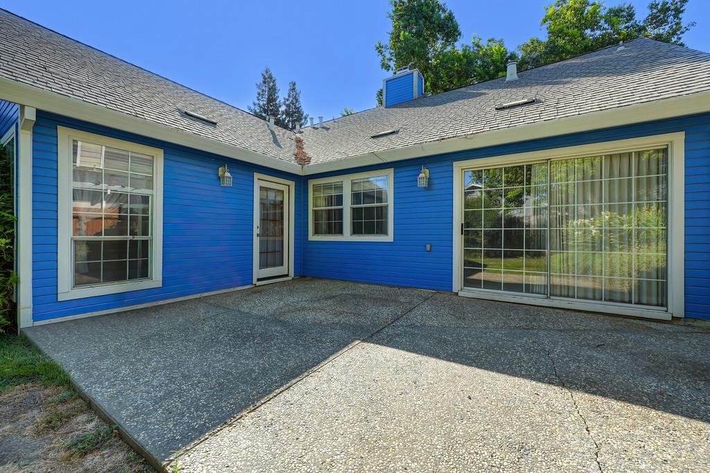 910 Notre Dame Drive