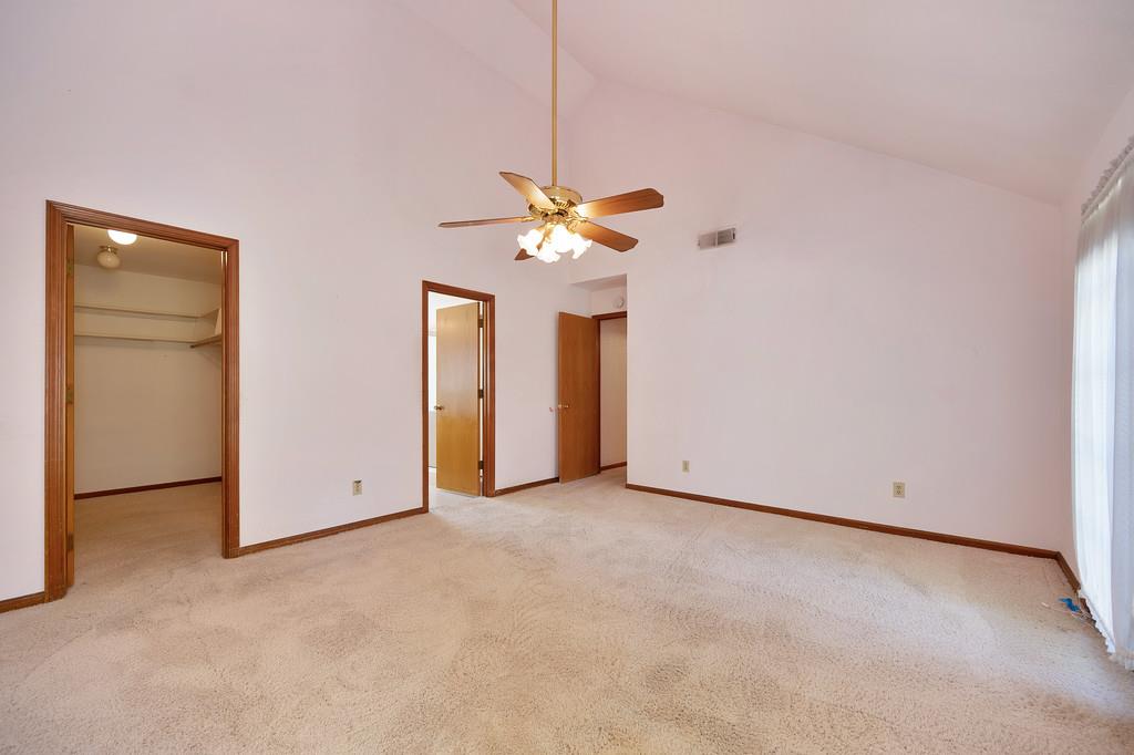 910 Notre Dame Drive