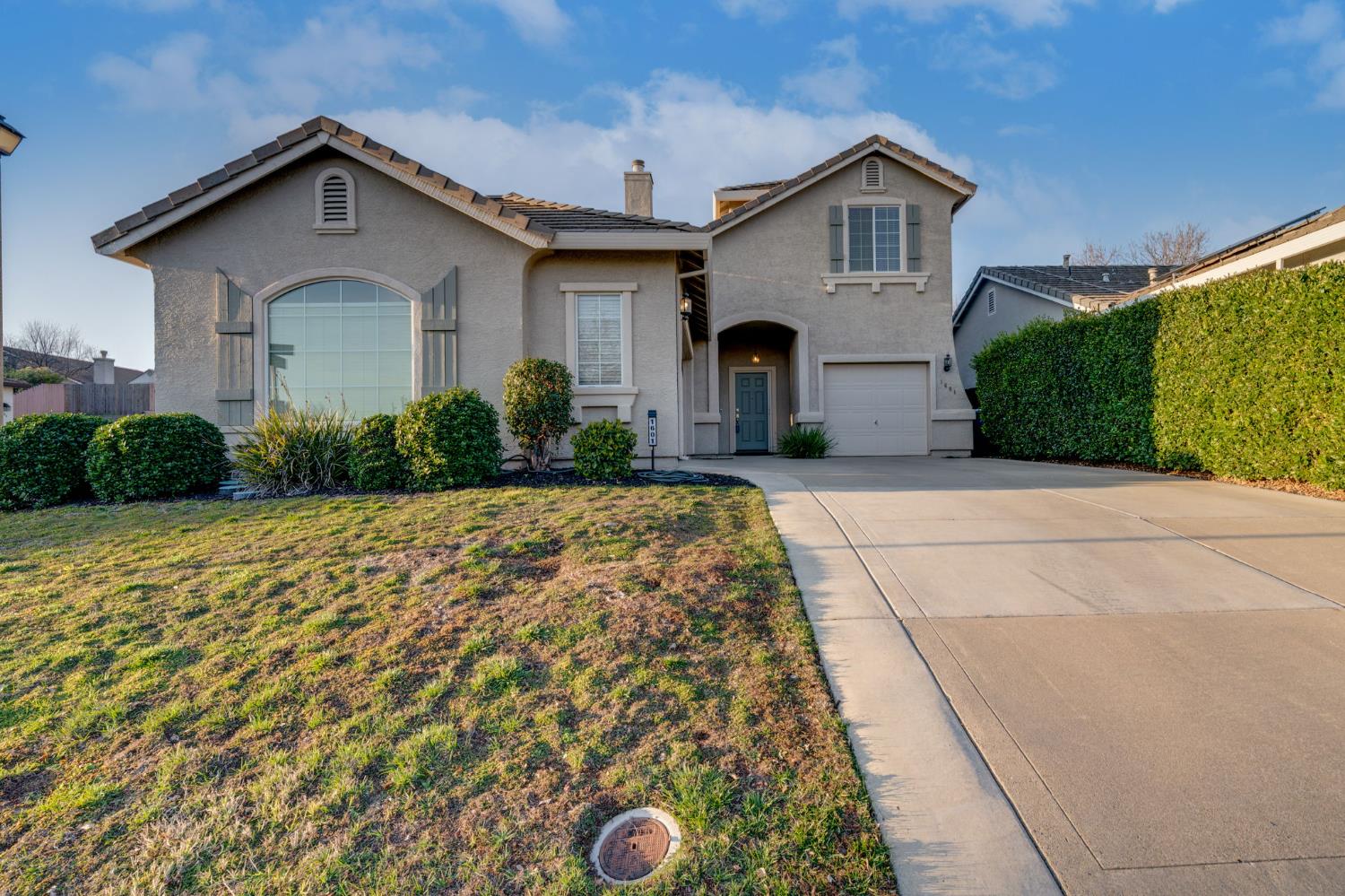 1601 Begonia Court