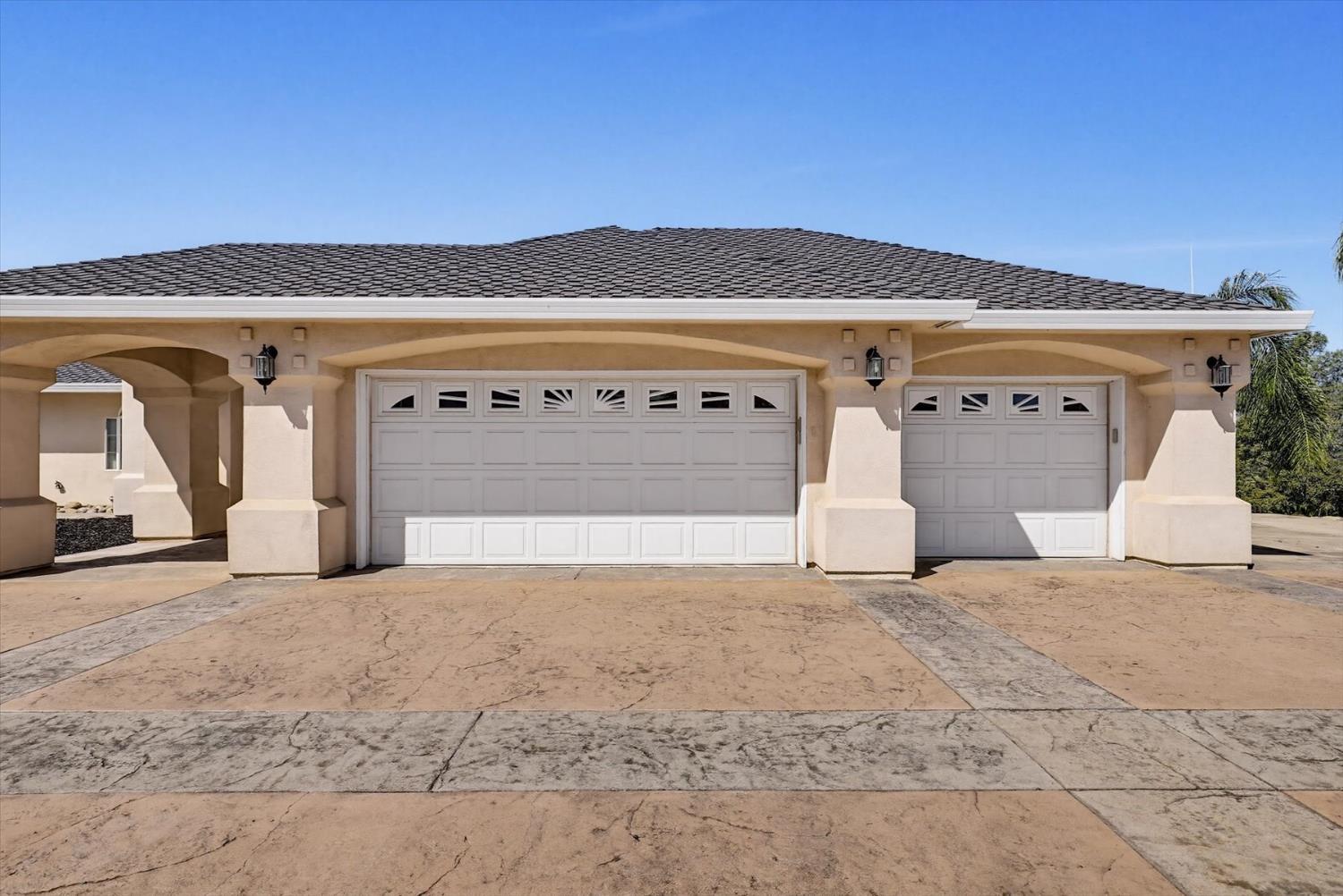 6717 Heleen Bart Court