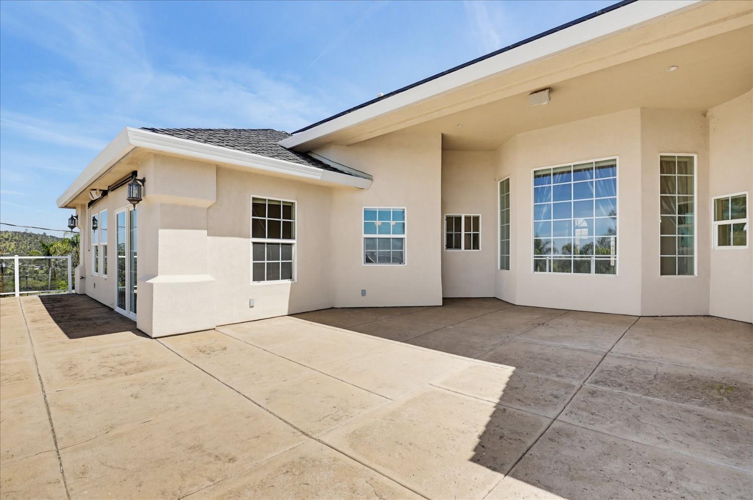 6717 Heleen Bart Court