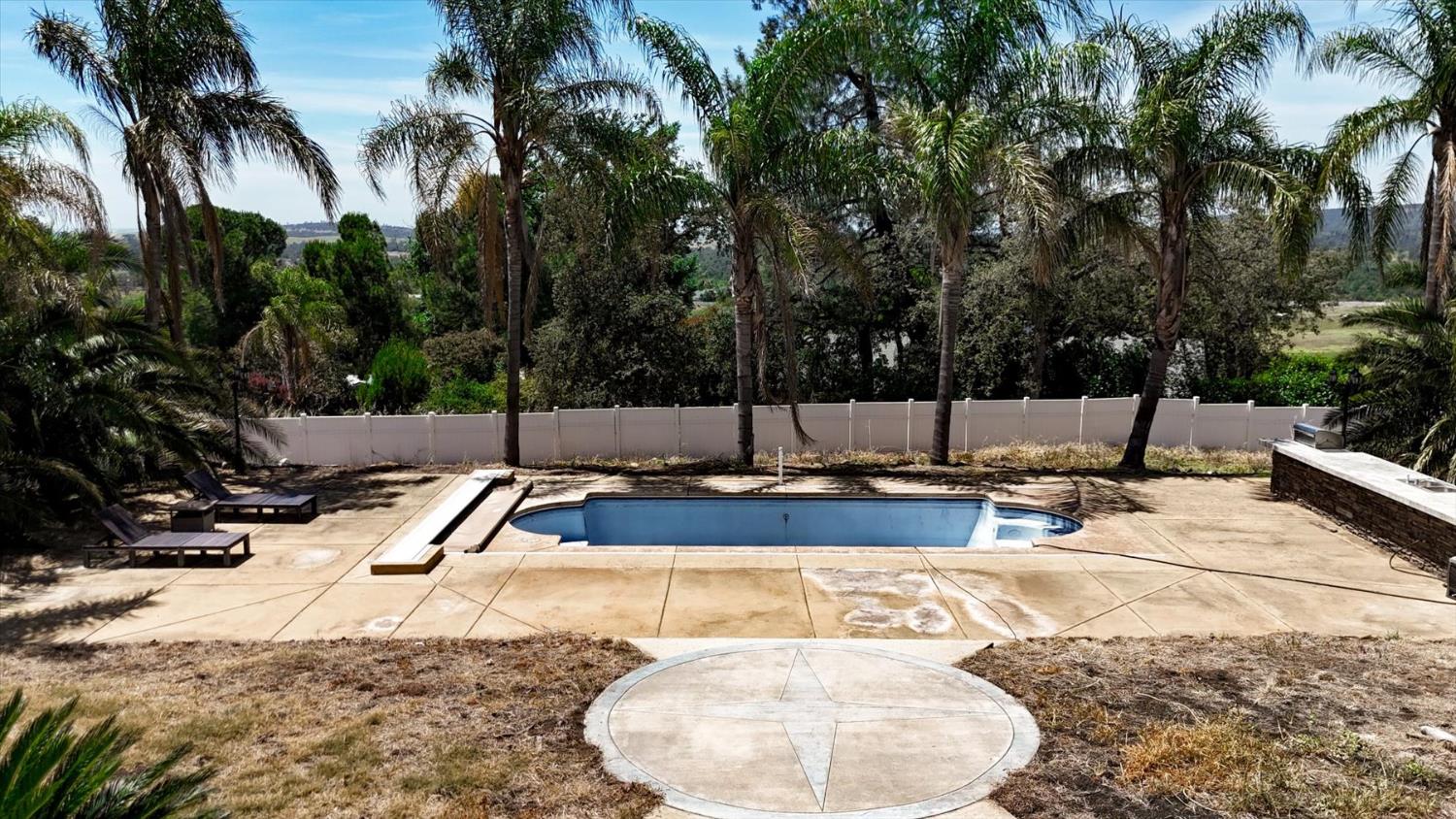 6717 Heleen Bart Court