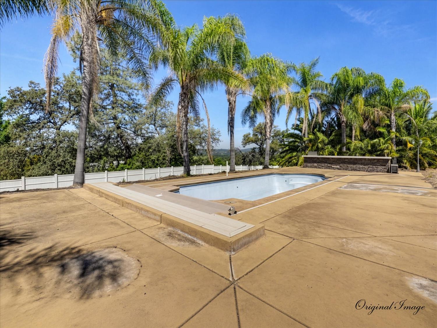 6717 Heleen Bart Court
