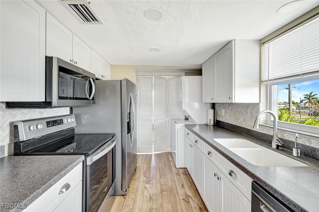 6500 Estero BLVD H300