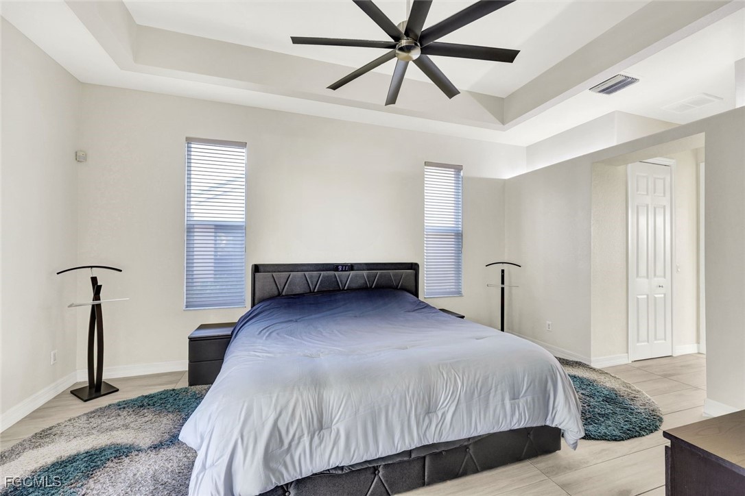 8596 Southwind Bay CIR