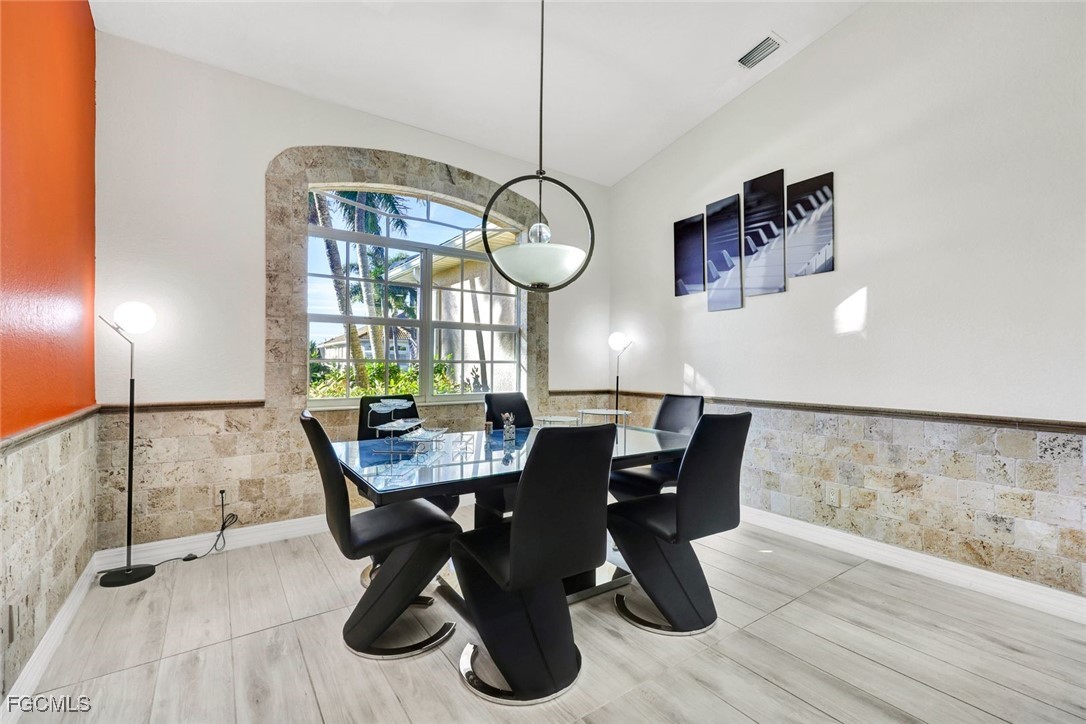 8596 Southwind Bay CIR