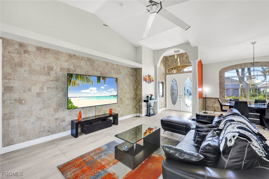 8596 Southwind Bay CIR