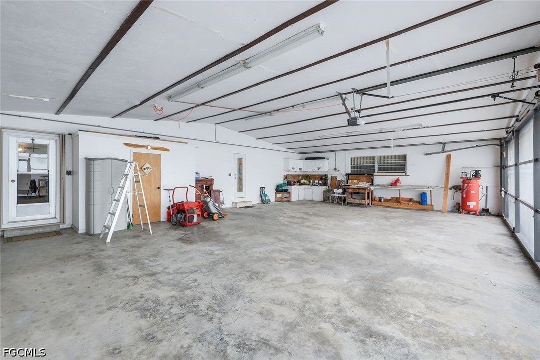 6711 Cadet AVE