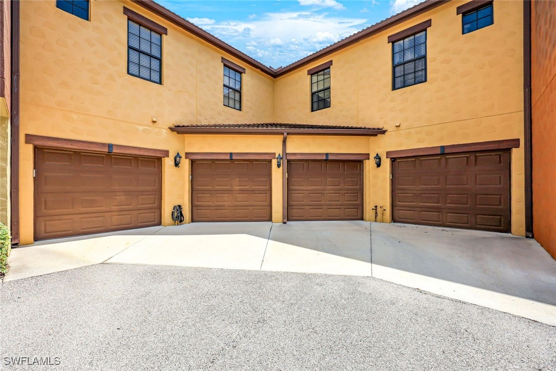 11758 Izarra WAY 7703