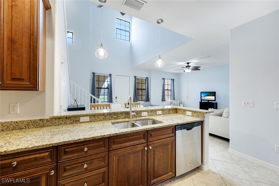 11758 Izarra WAY 7703