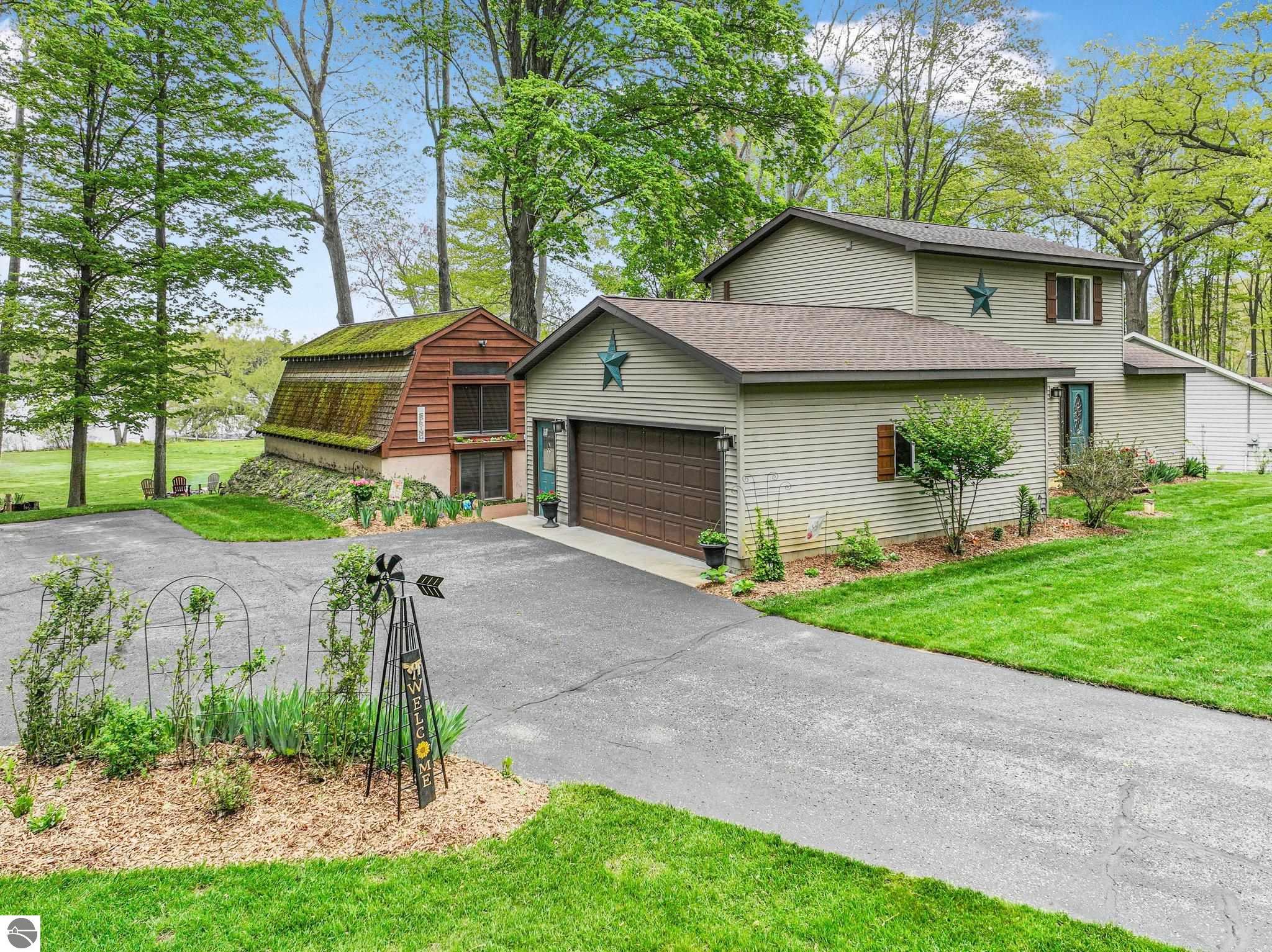 2665 Tonawanda Lake Road