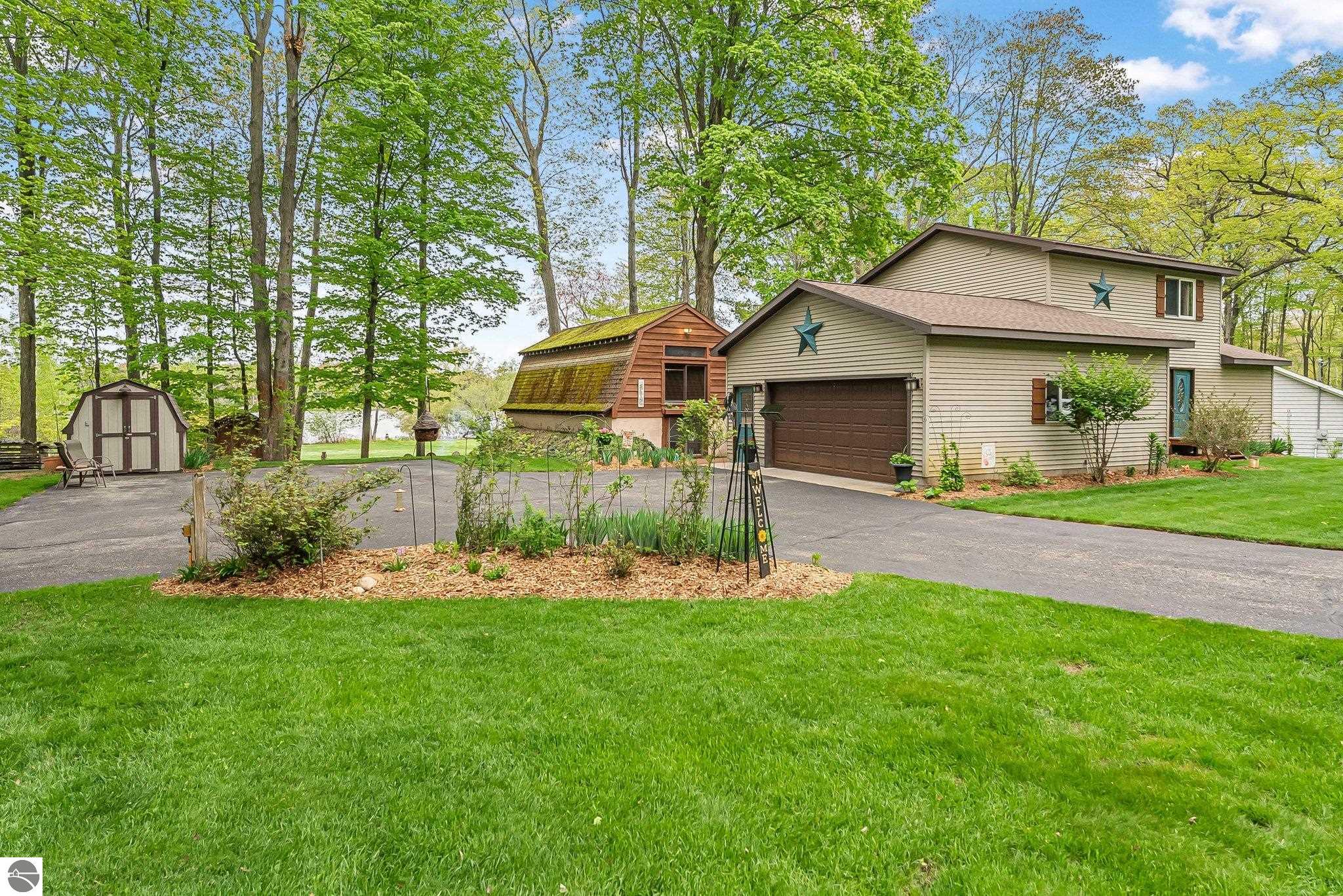 2665 Tonawanda Lake Road