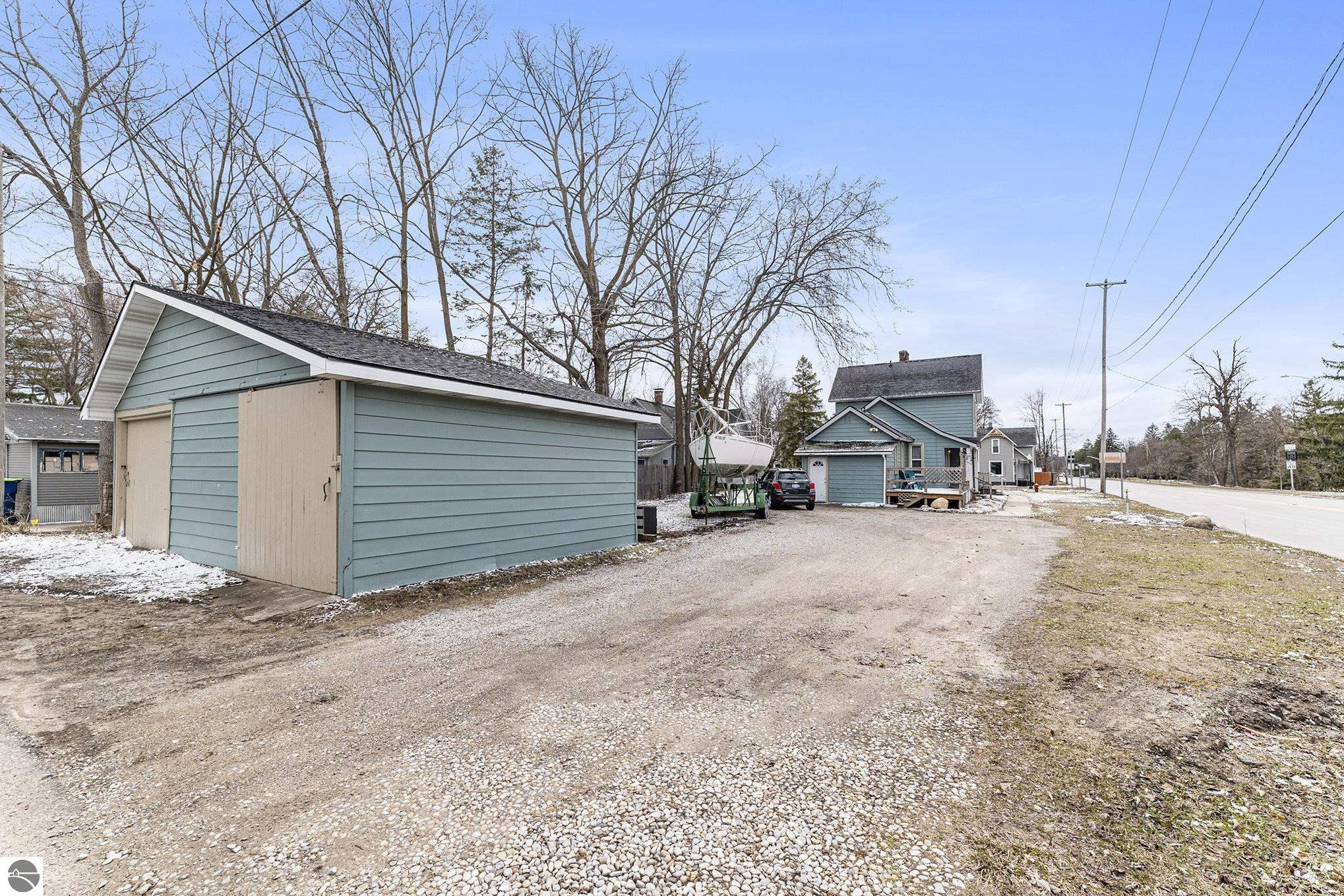 630 W Eighth