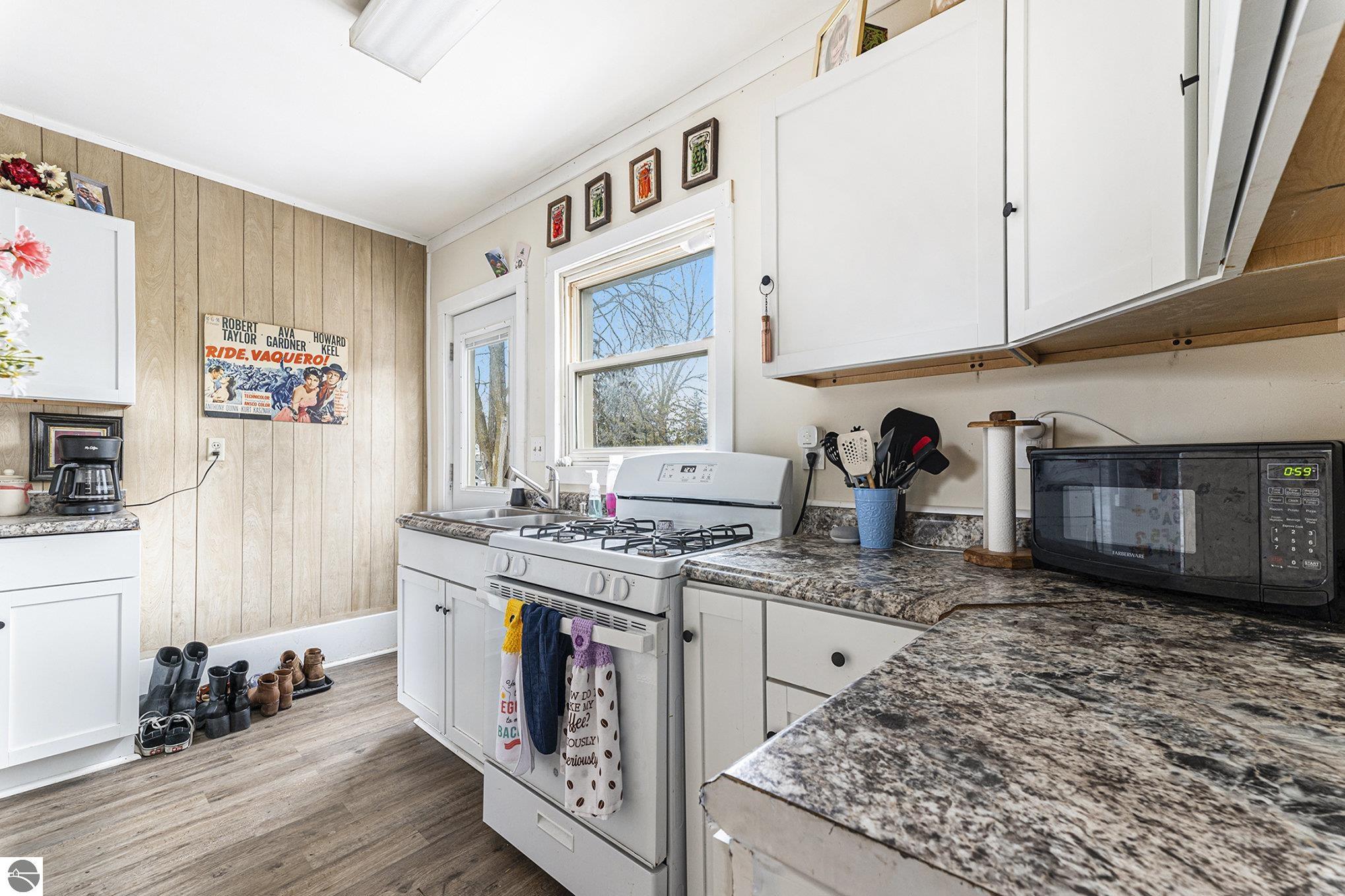 630 W Eighth