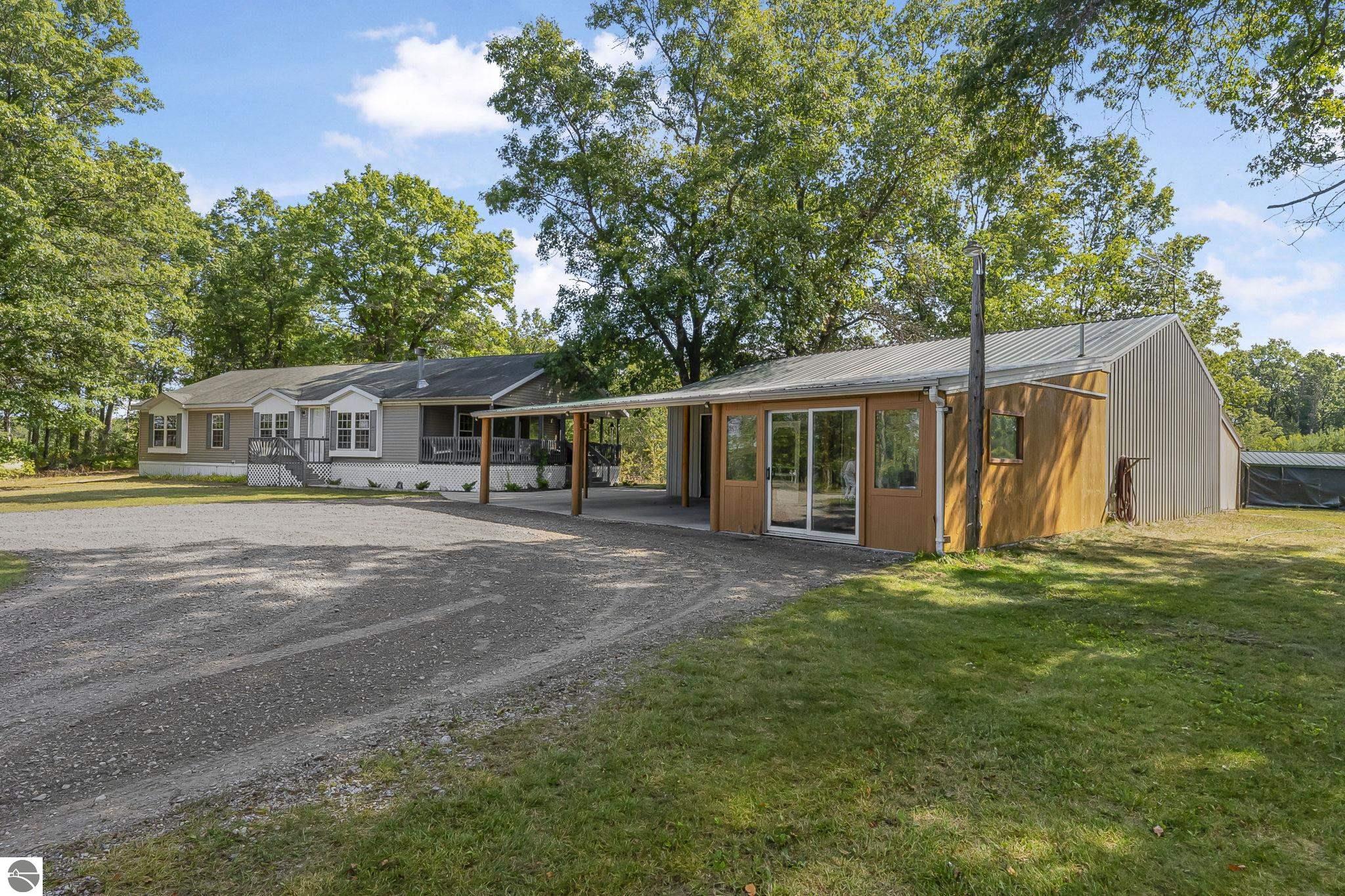 11486 Old US Hwy 131