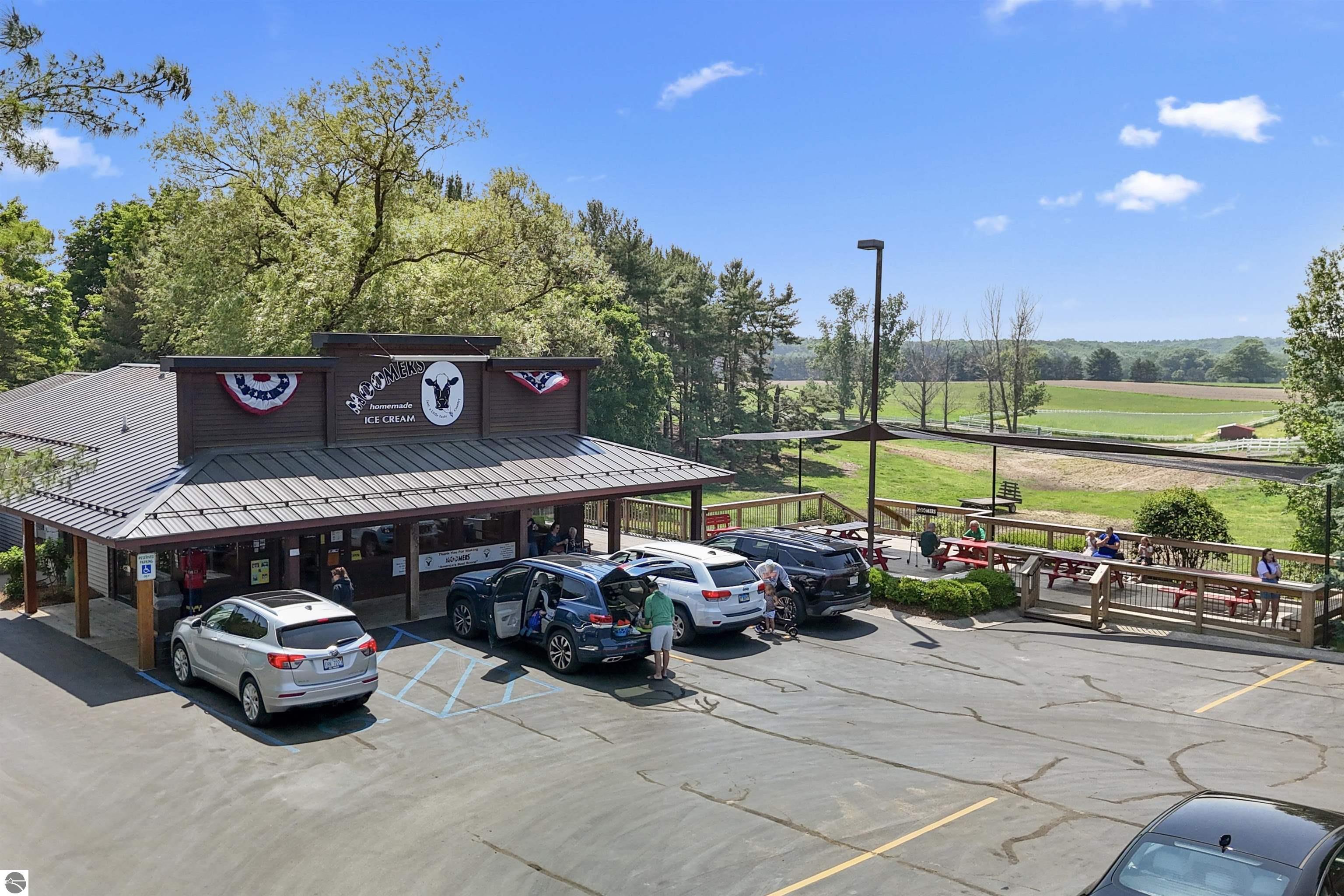 4430 Weatherby Lane, Traverse City