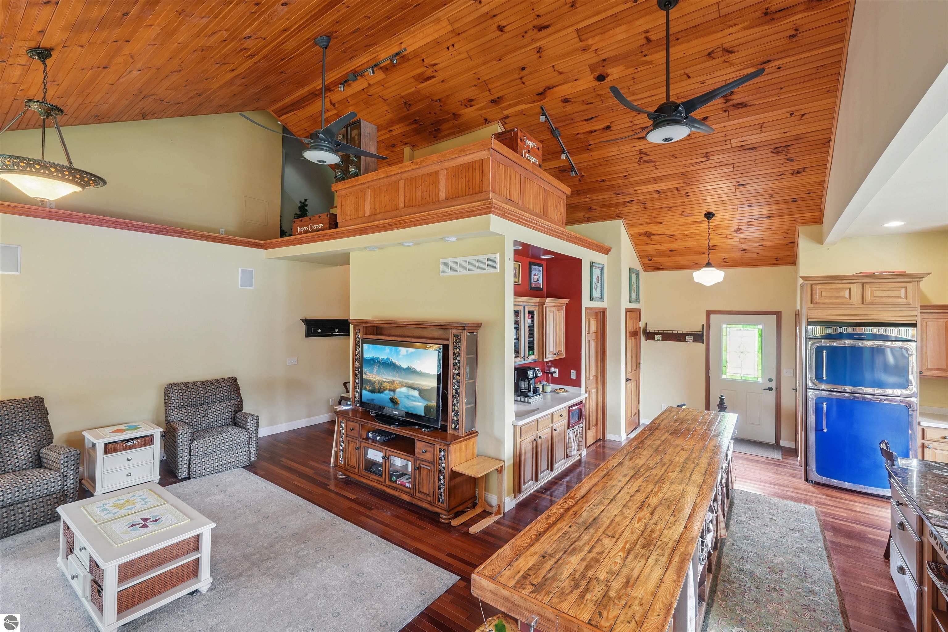 16186 N 200th Avenue