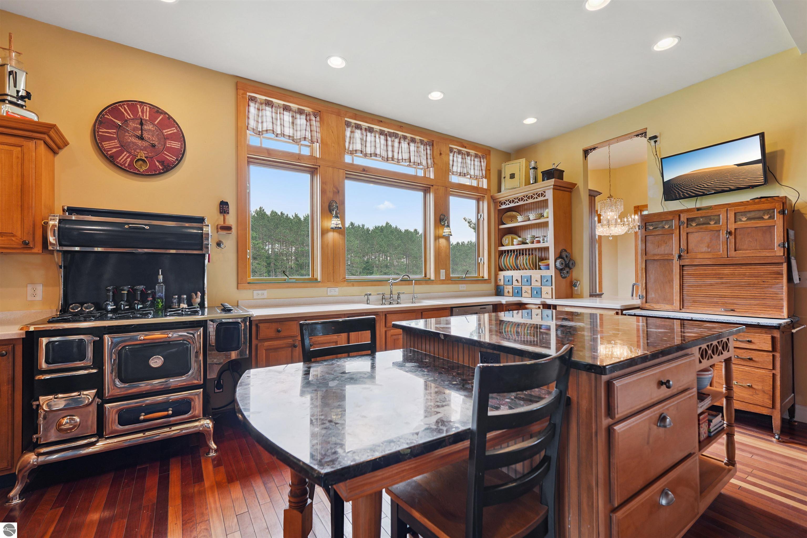 16186 N 200th Avenue