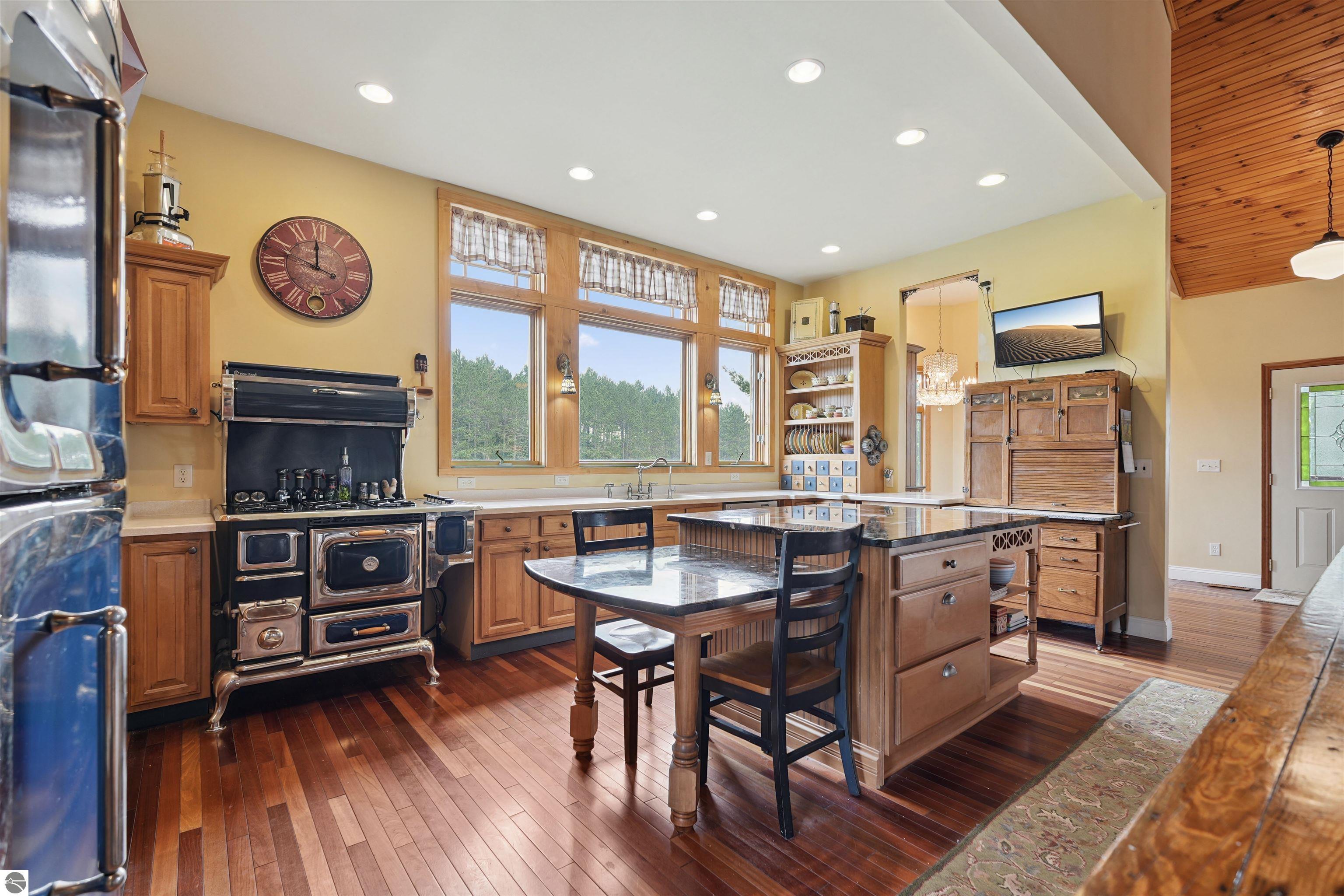 16186 N 200th Avenue