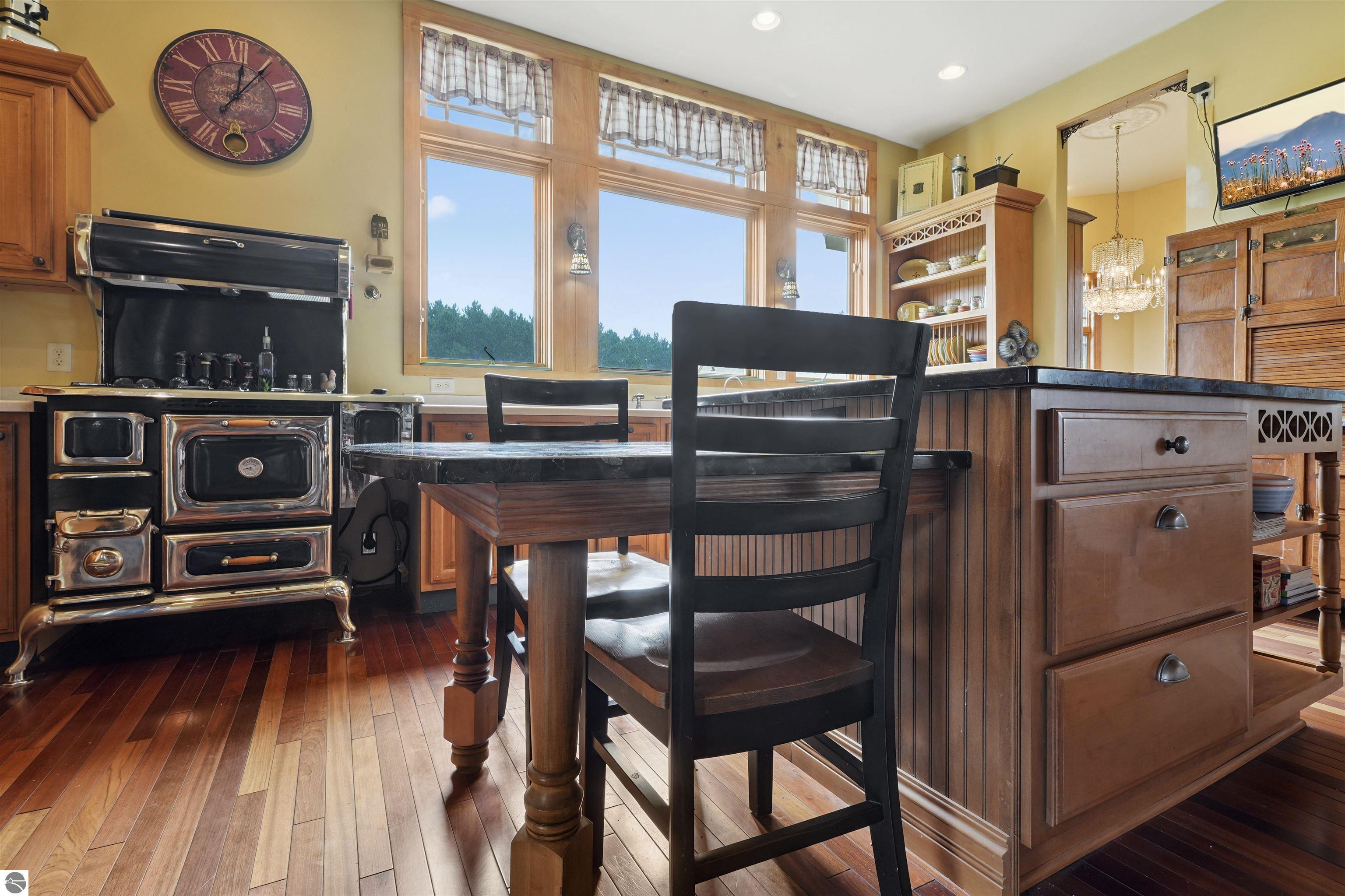 16186 N 200th Avenue