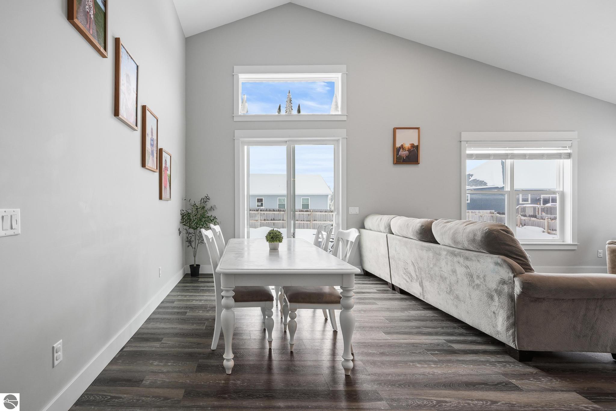 5357 Eaglehurst Drive