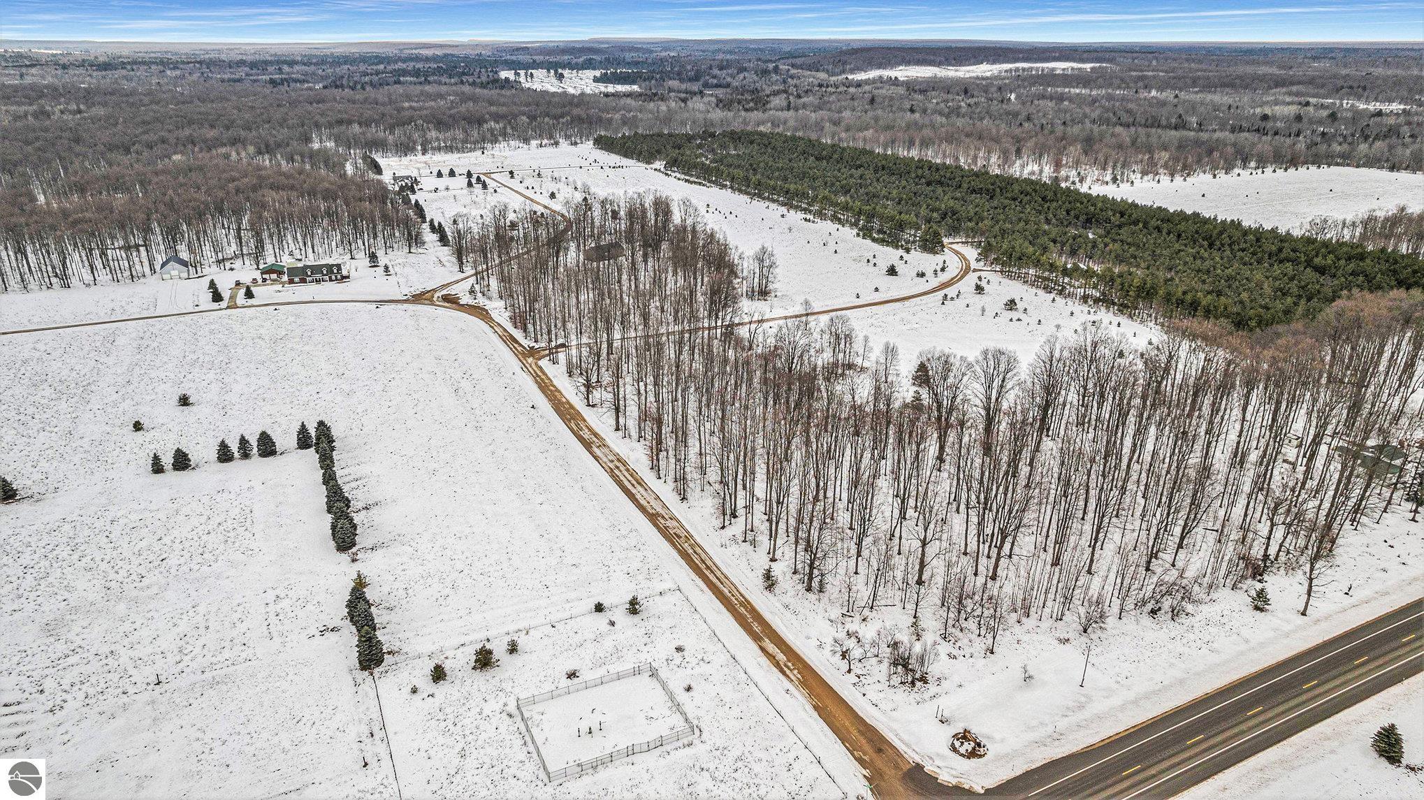 331 Kleehammer Club Drive