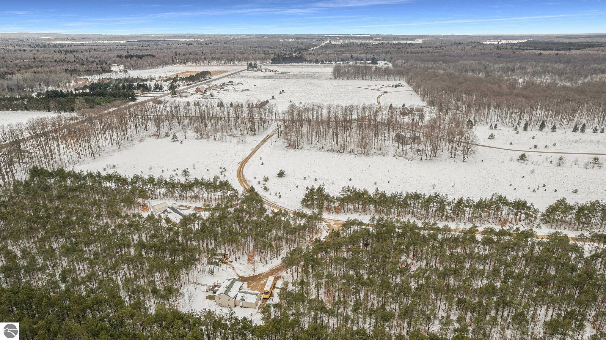 331/311 Kleehammer Club Drive