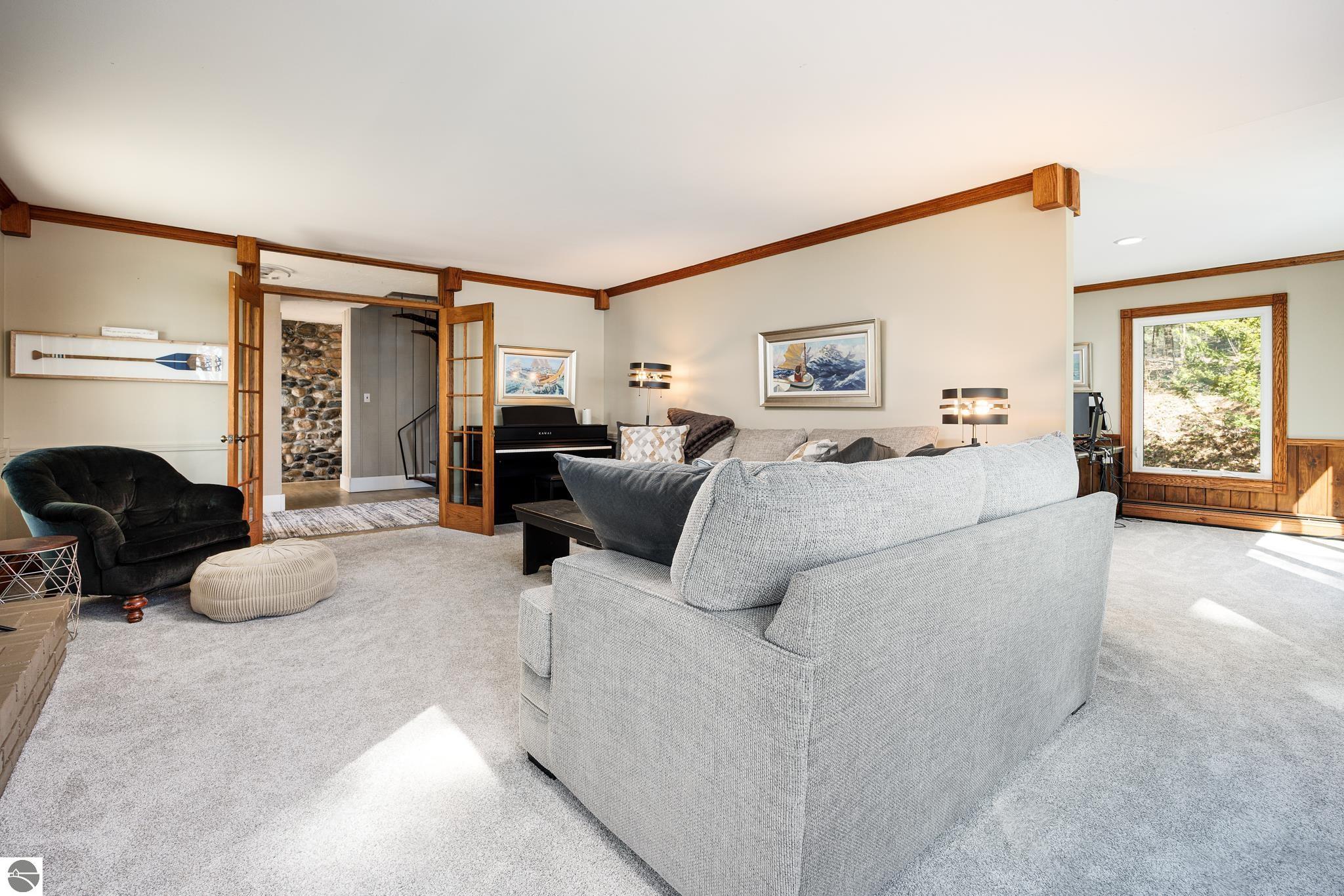 7787 East Shore Road