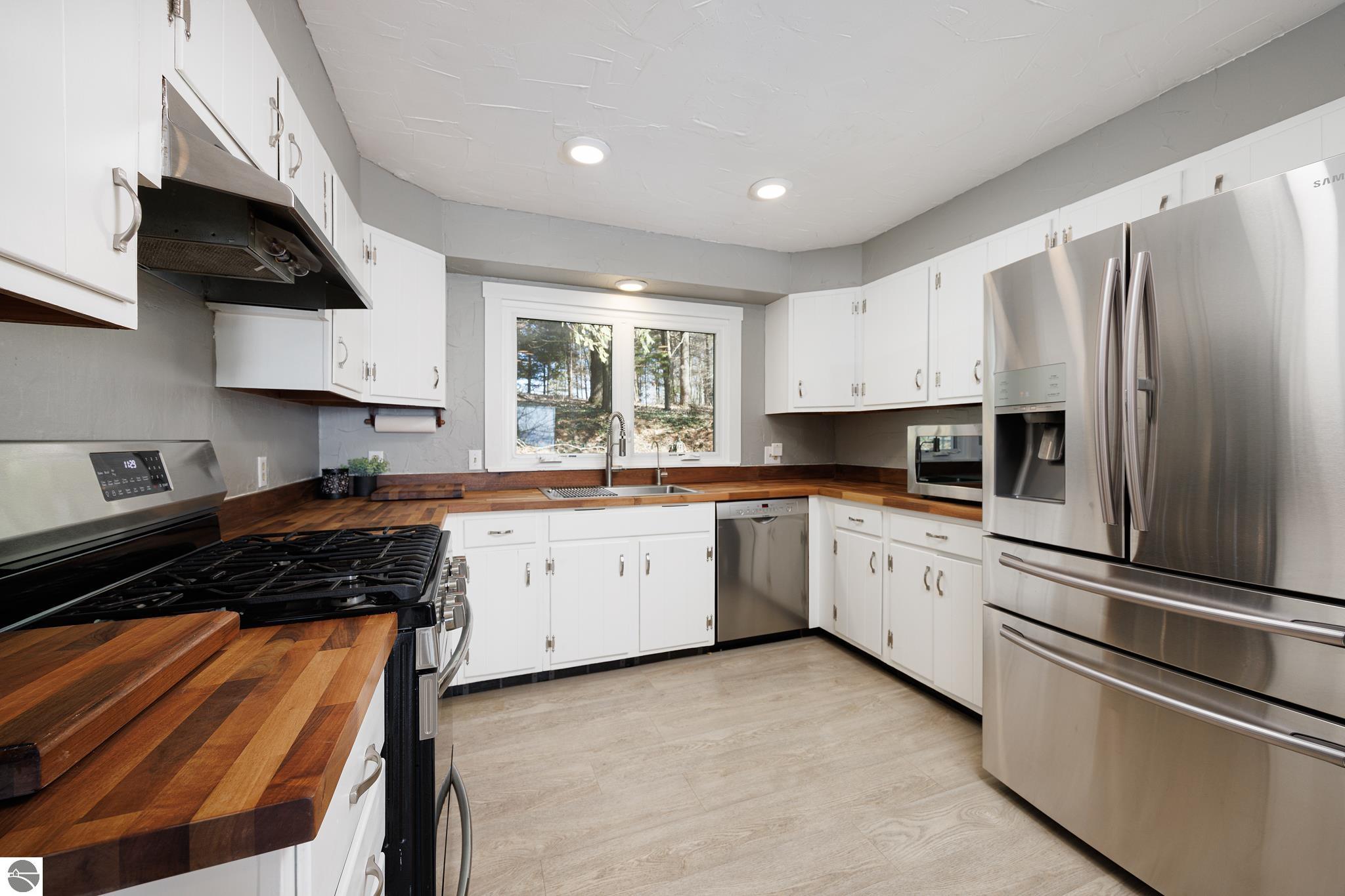 7787 East Shore Road