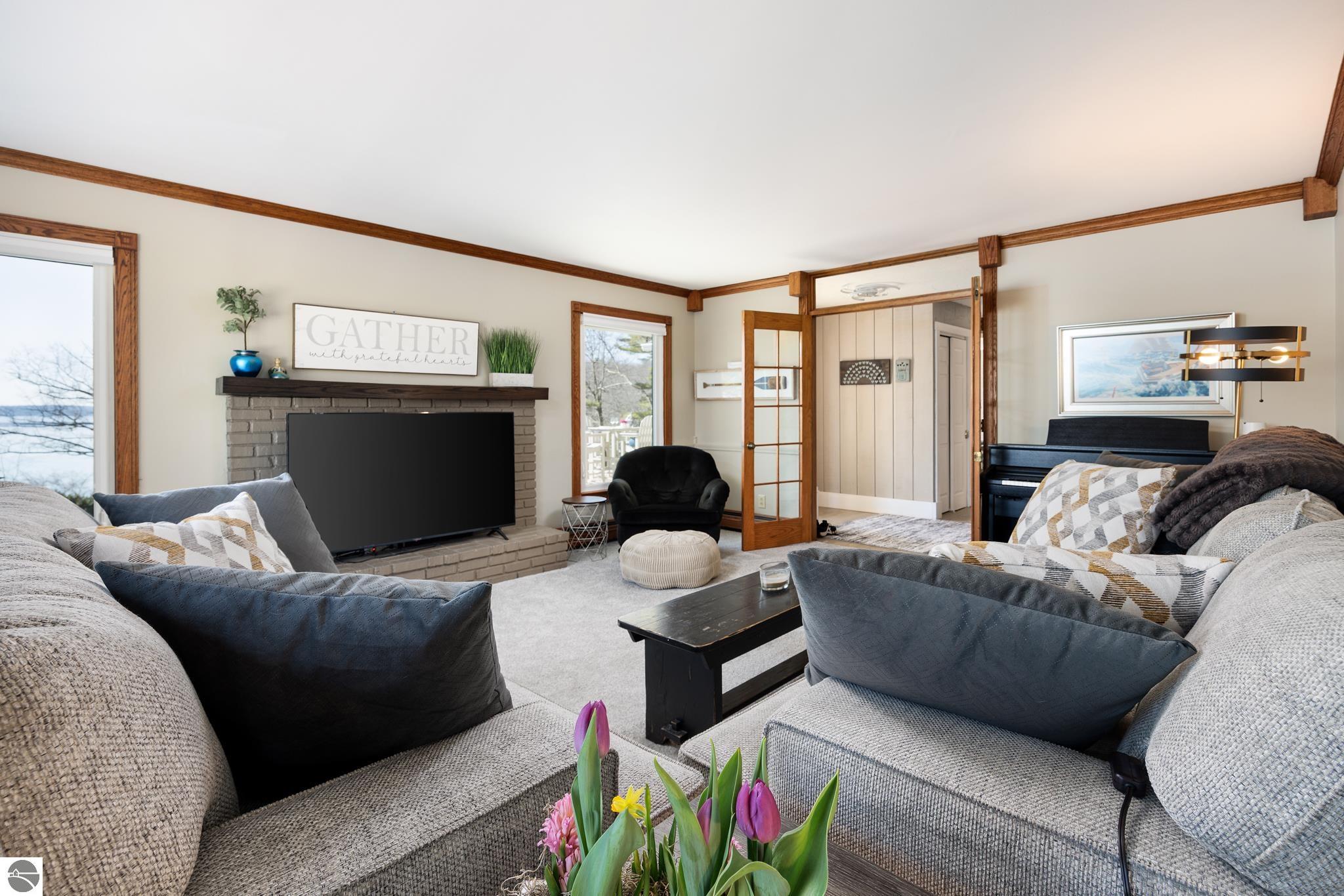 7787 East Shore Road