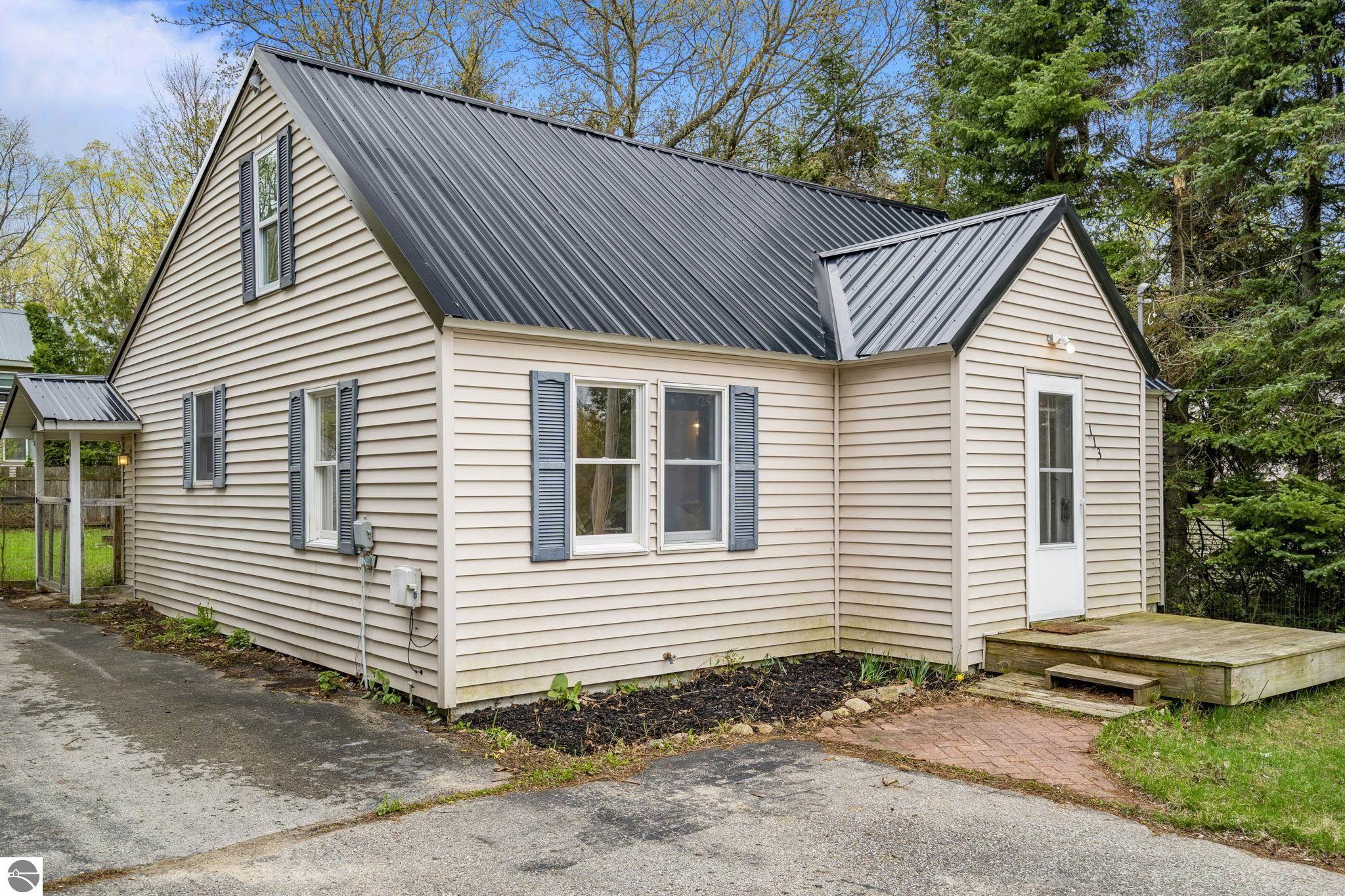 113 Fenton Street