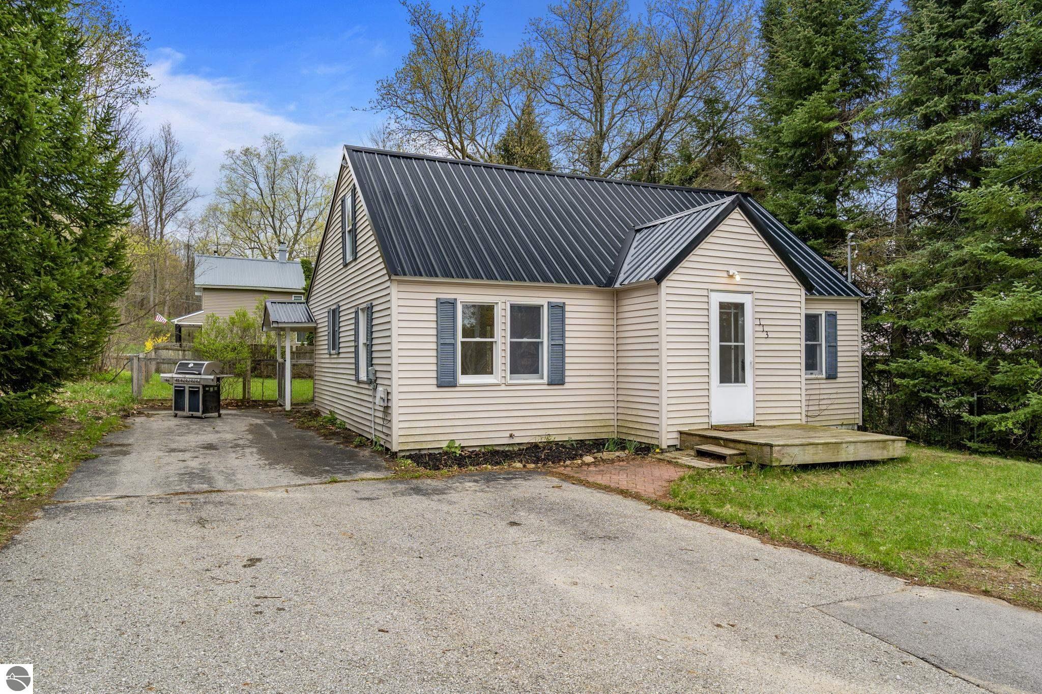 113 Fenton Street