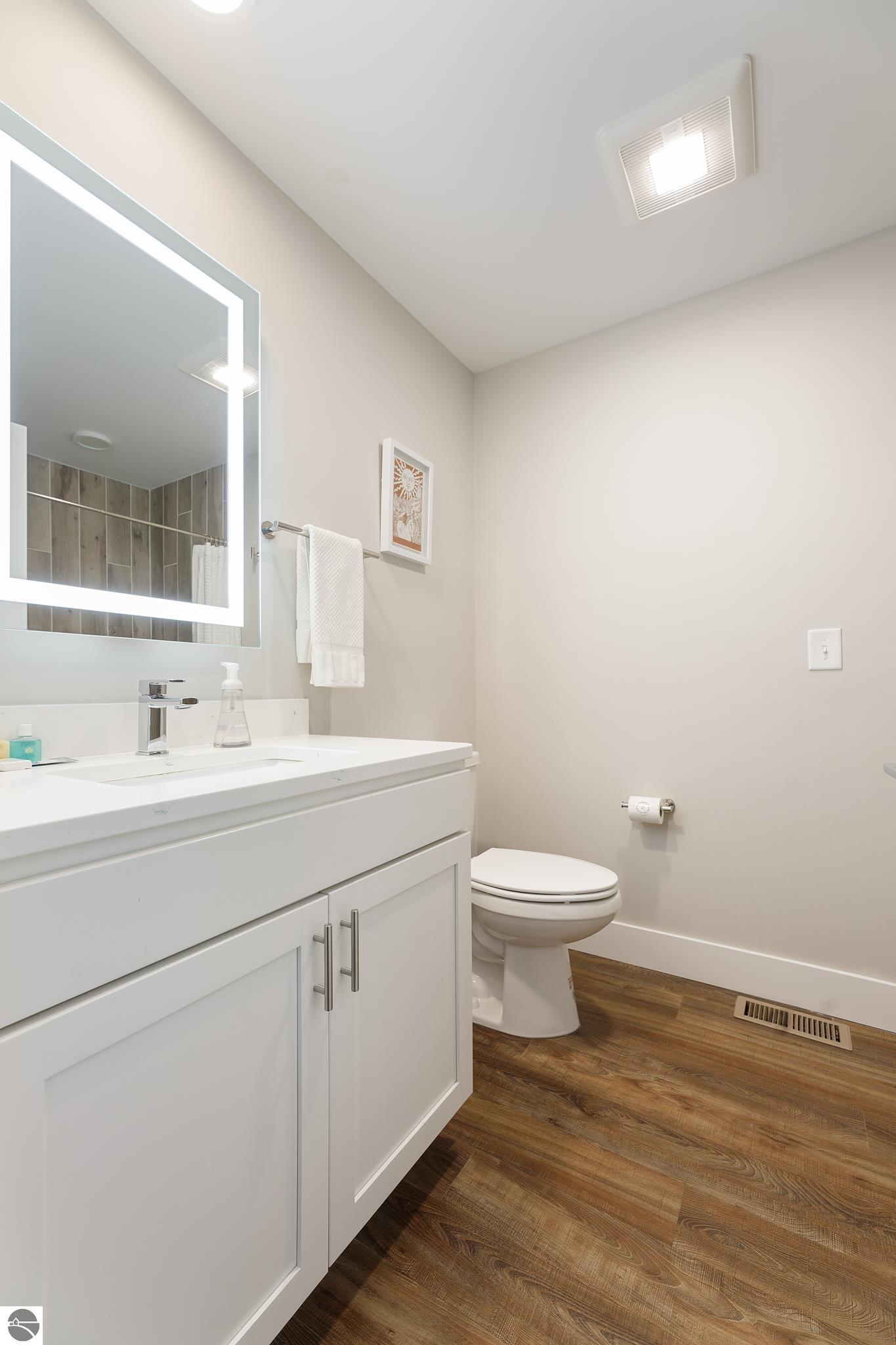138 W Gillis Street # 19