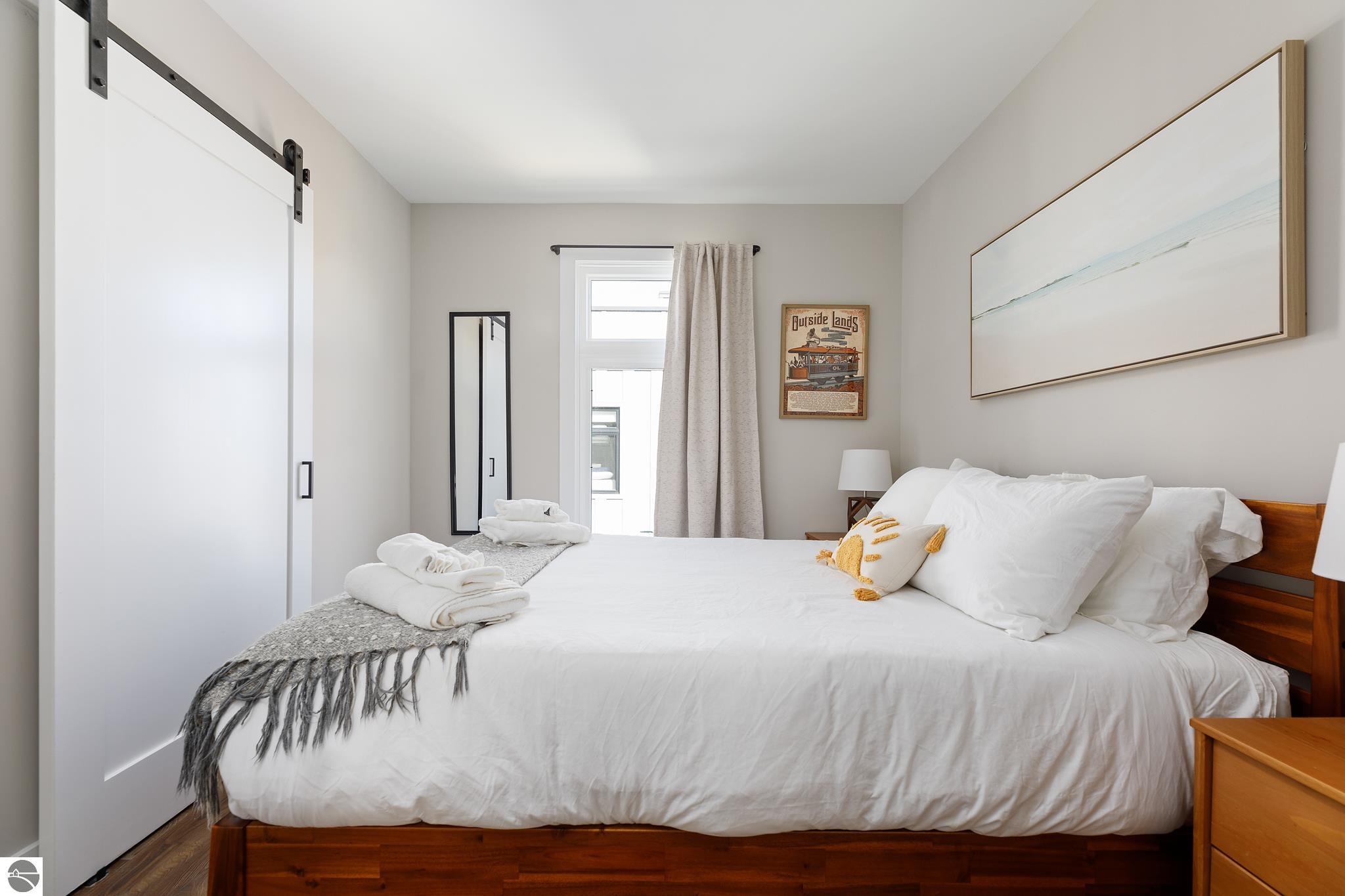 138 W Gillis Street # 19