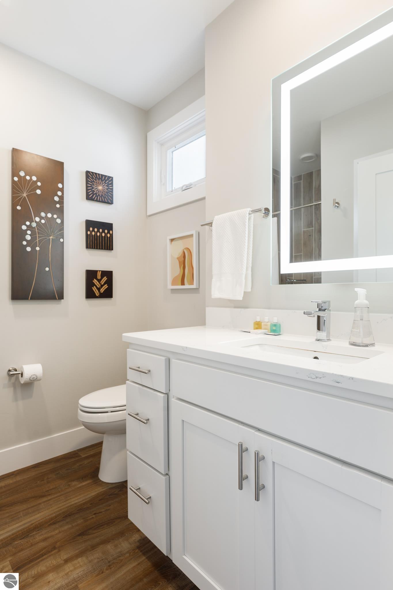 138 W Gillis Street # 19
