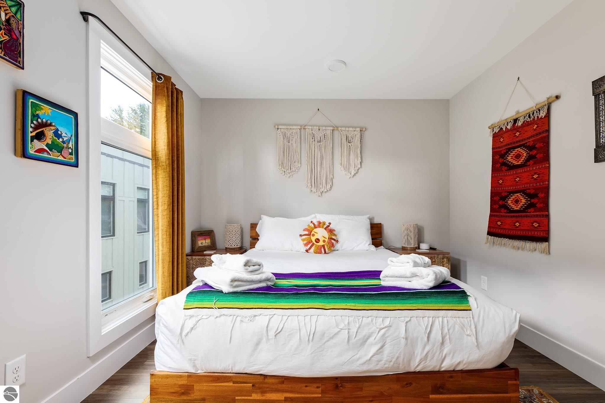 138 W Gillis Street # 19