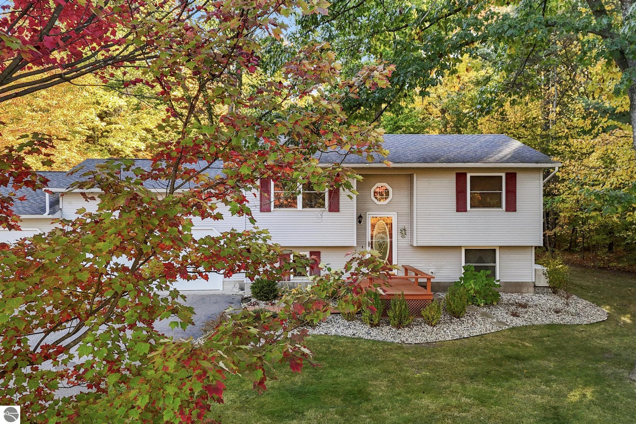 1276 Fisher Road