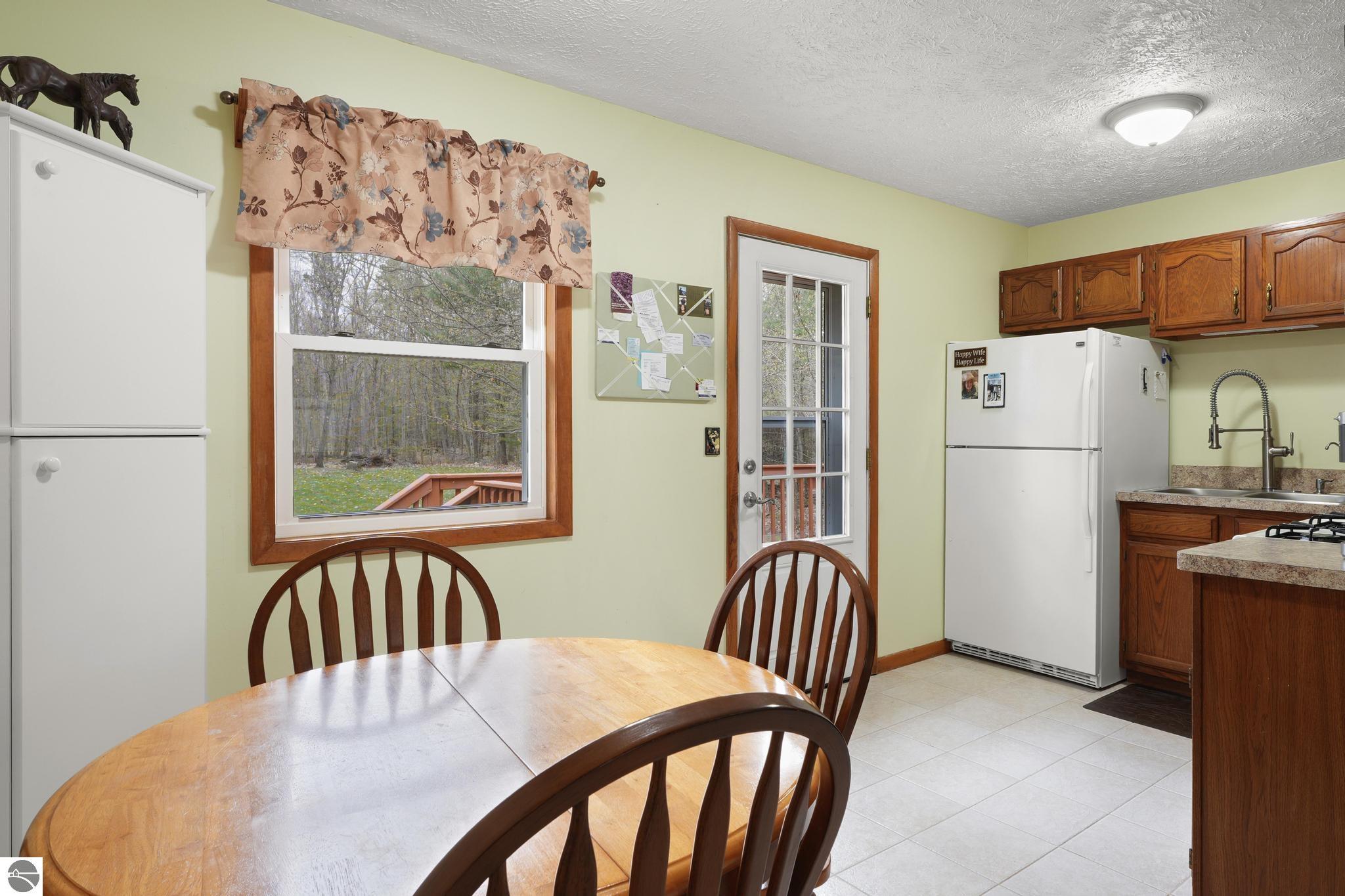 1276 Fisher Road